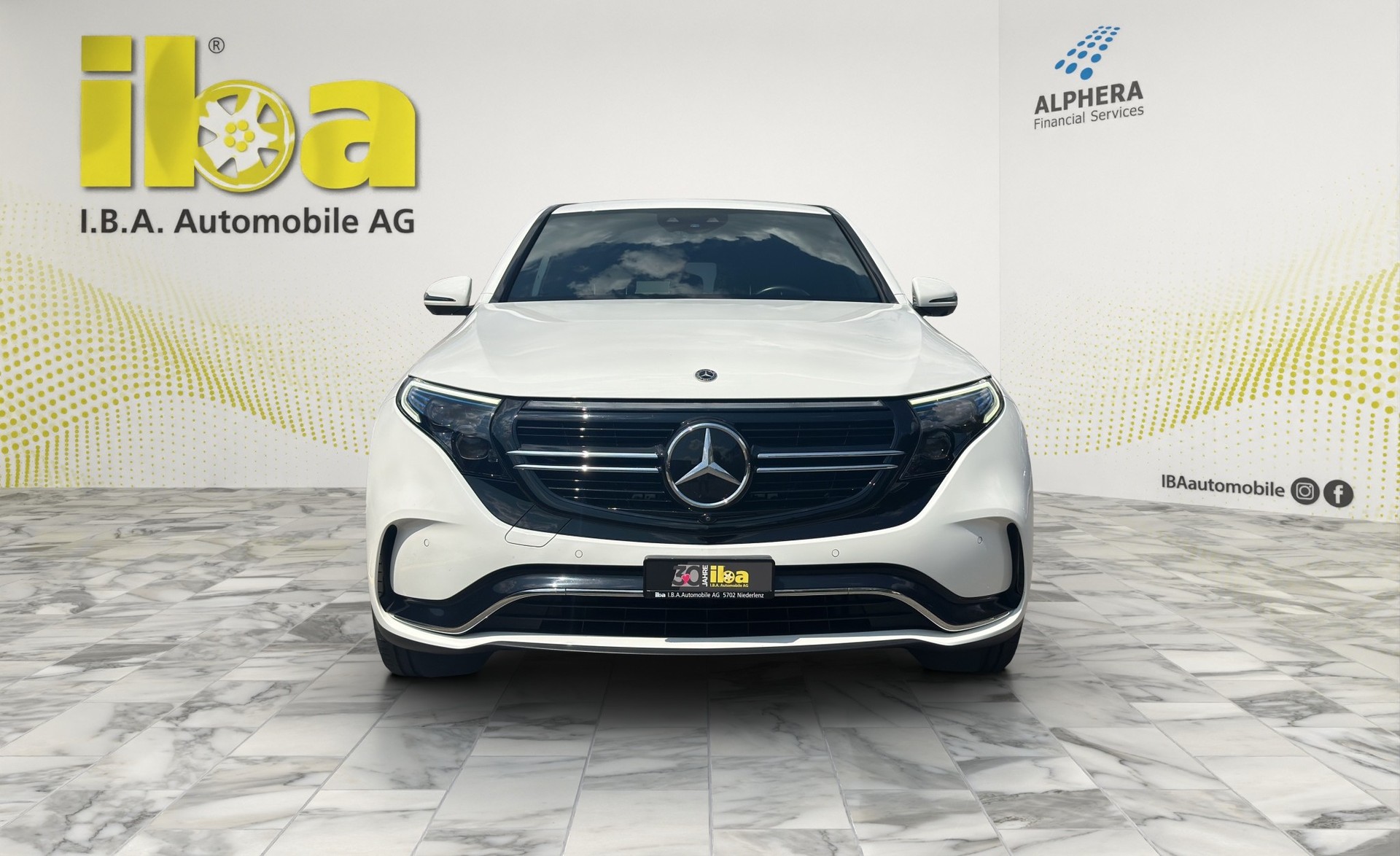 MERCEDES-BENZ EQC 400 AMG Line 4Matic (CH) AHK-image-7