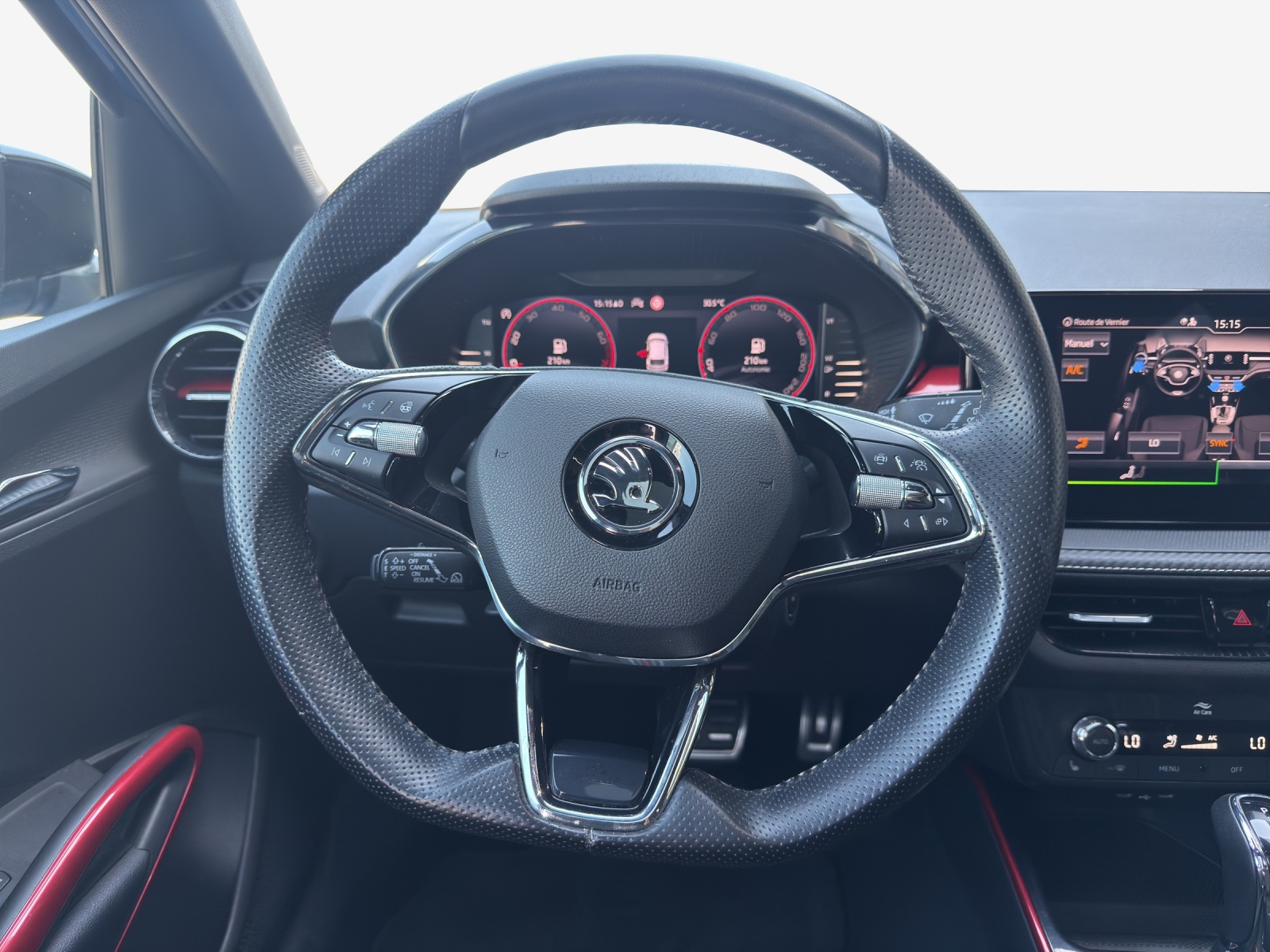 SKODA Fabia 1.0 TSI Monte Carlo DSG-image-9