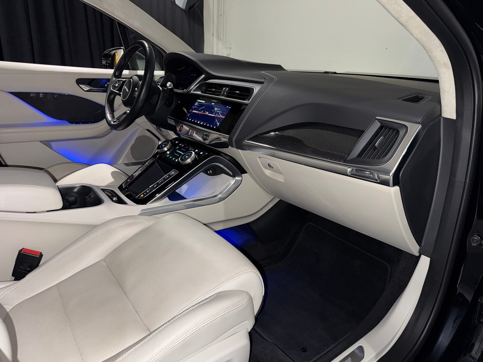 JAGUAR I-Pace EV400 HSE AWD I 1.HAND I Werksgarantie I-image-14