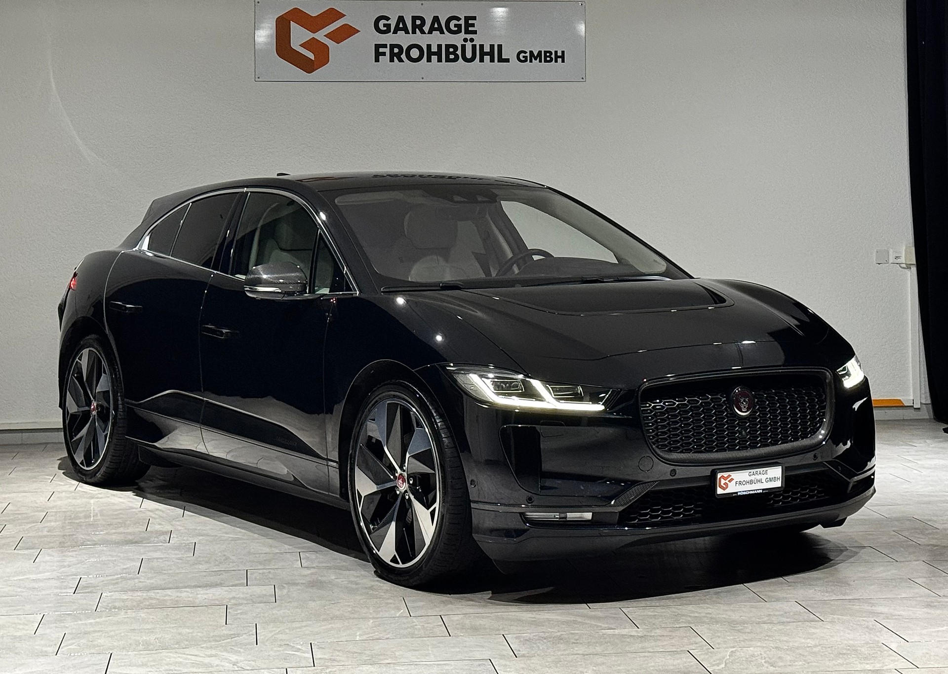 JAGUAR I-Pace EV400 HSE AWD I 1.HAND I Werksgarantie I-showroom-element-2