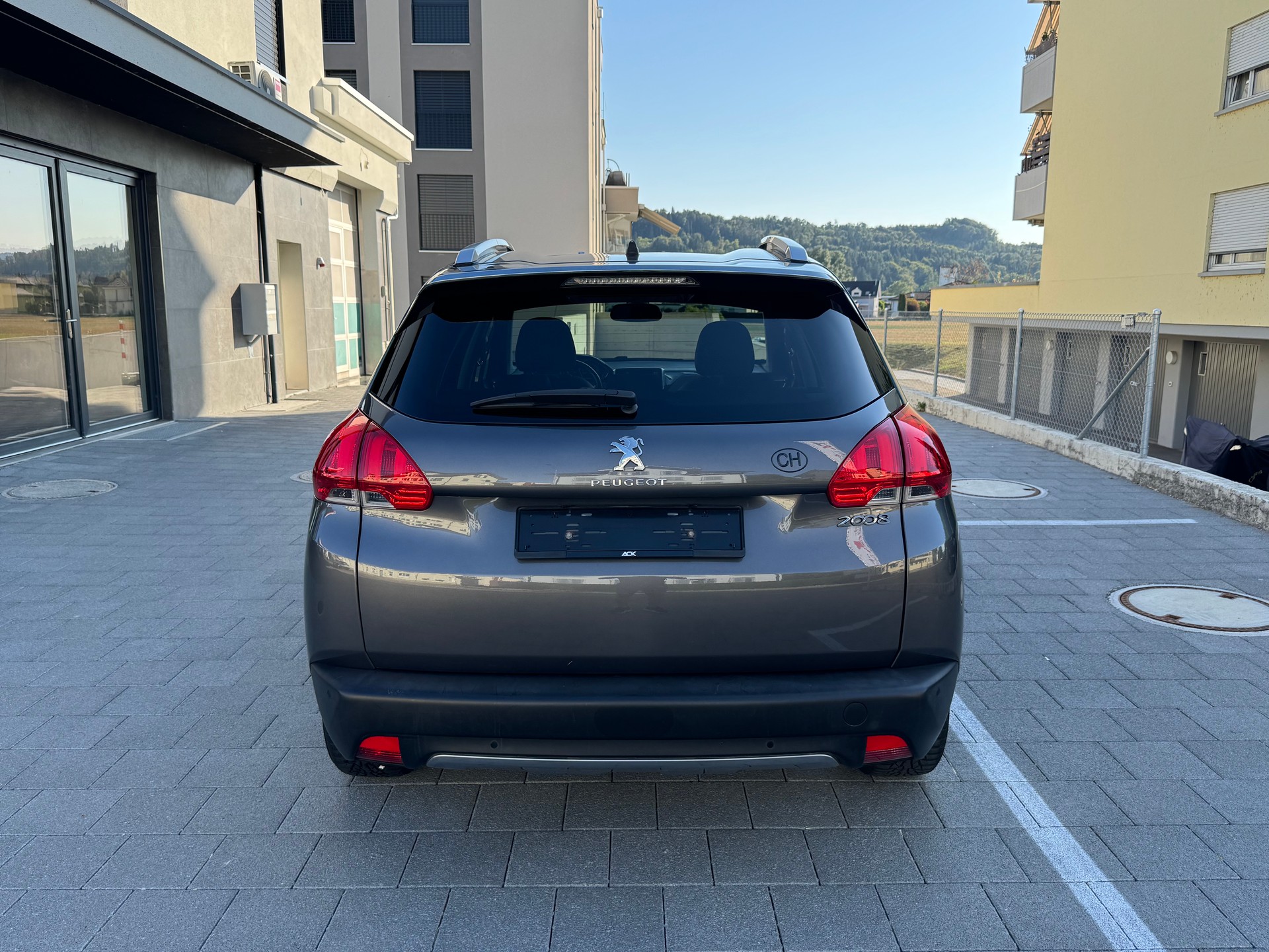 PEUGEOT 2008 1.6 VTI Active Automatic-image-2