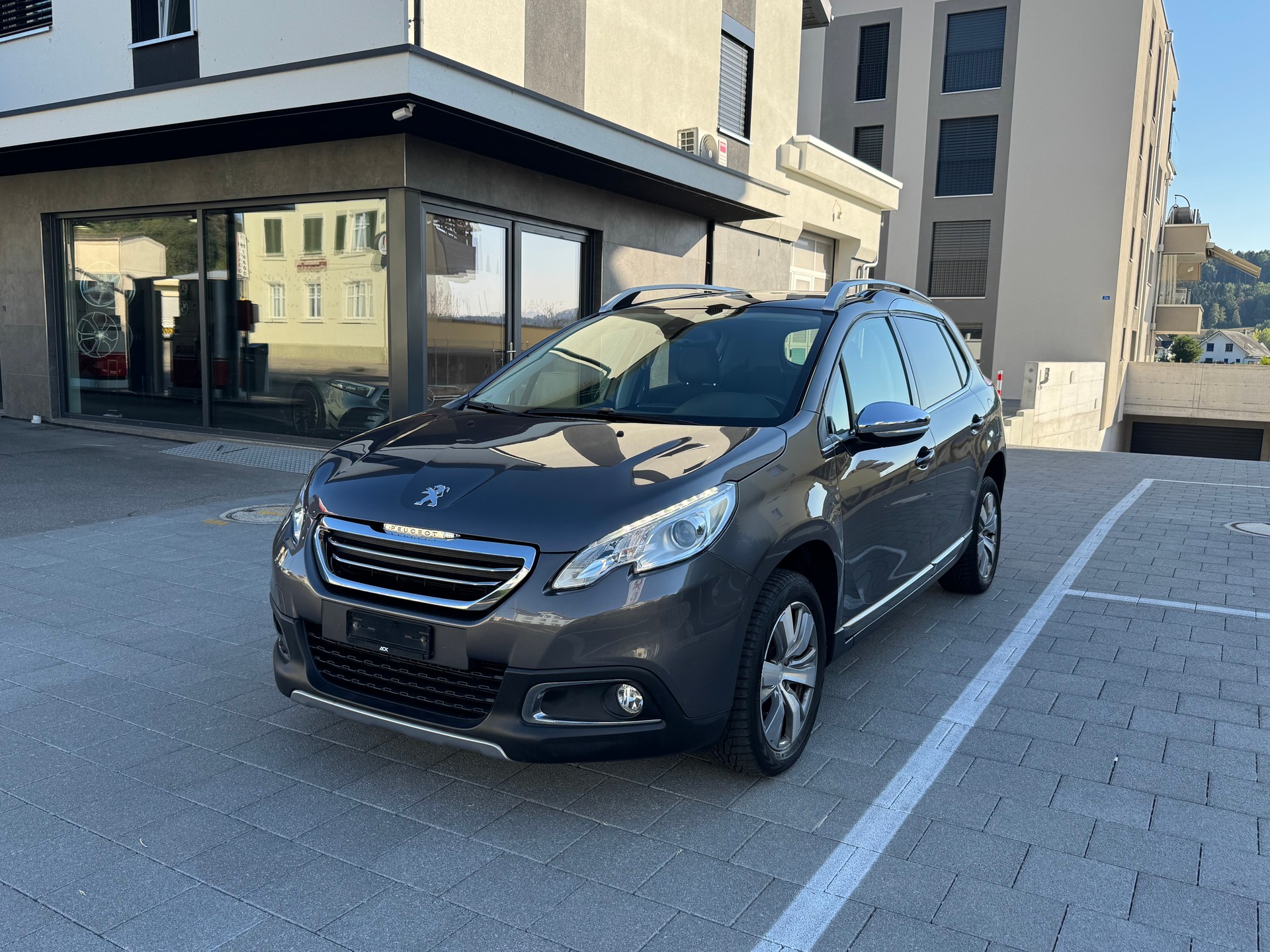 PEUGEOT 2008 1.6 VTI Active Automatic-image-0