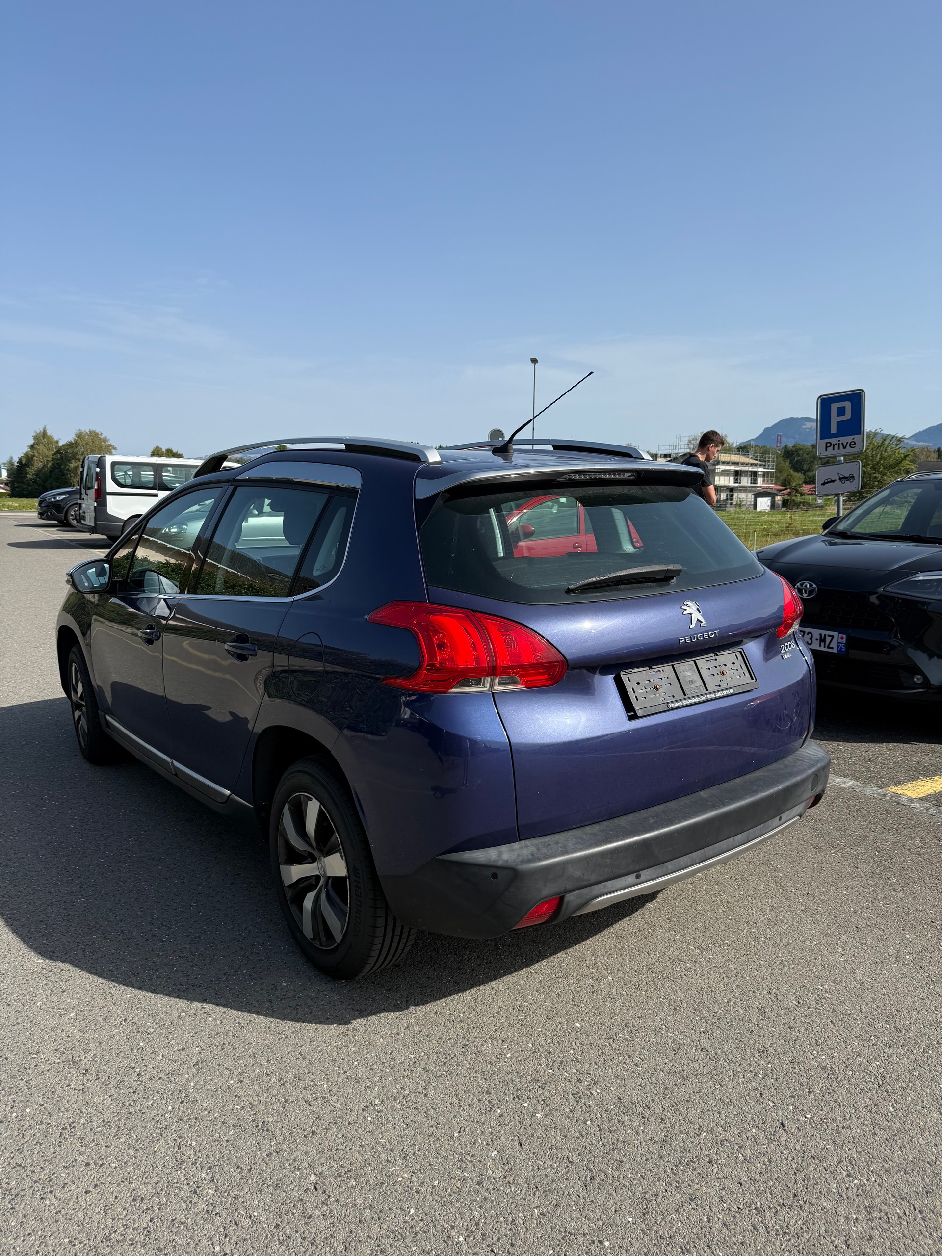 PEUGEOT 2008 1.2 PureTech Active-image-5