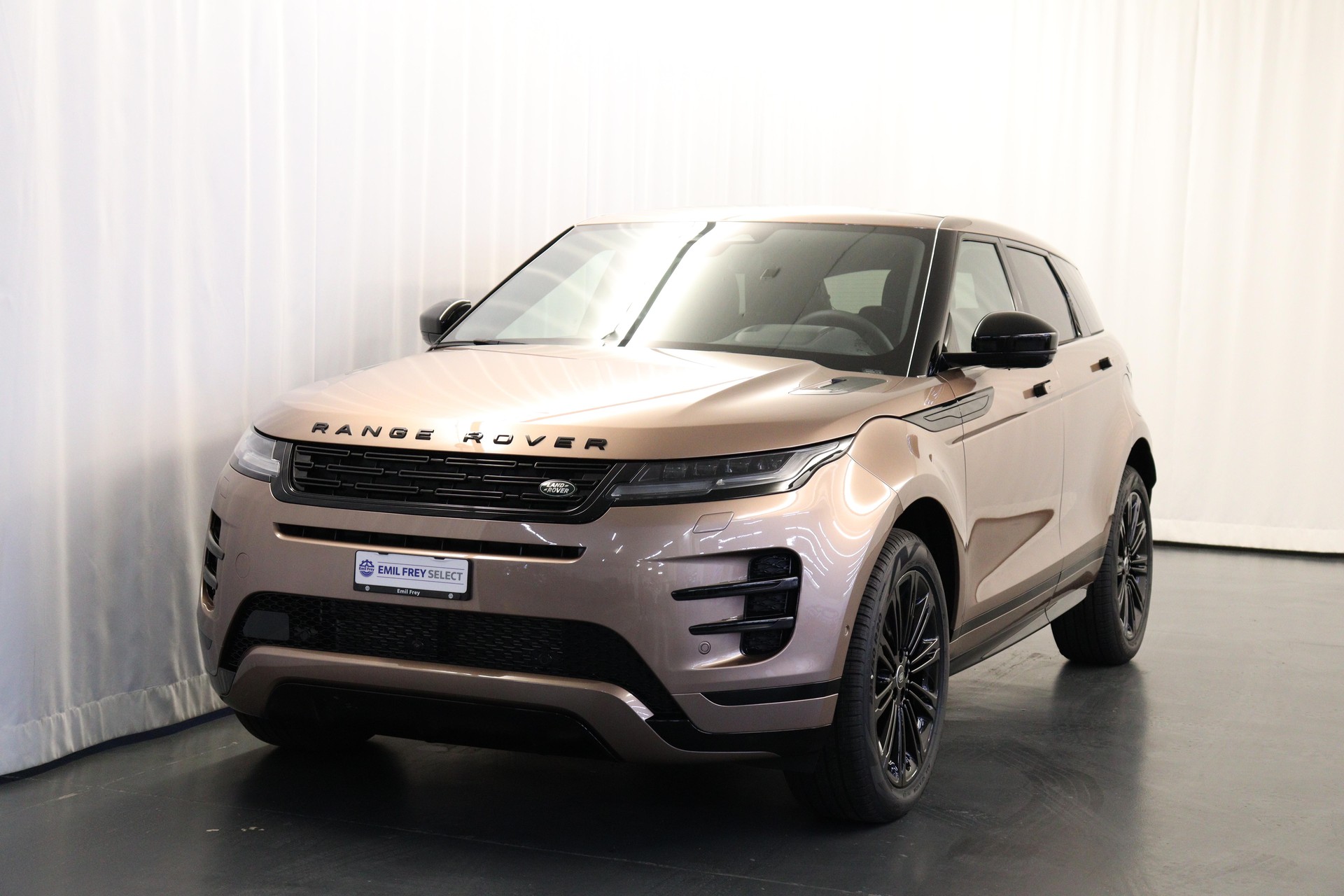 LAND ROVER Range Rover Evoque 1.5 T 270e Dynamic SE-image-0