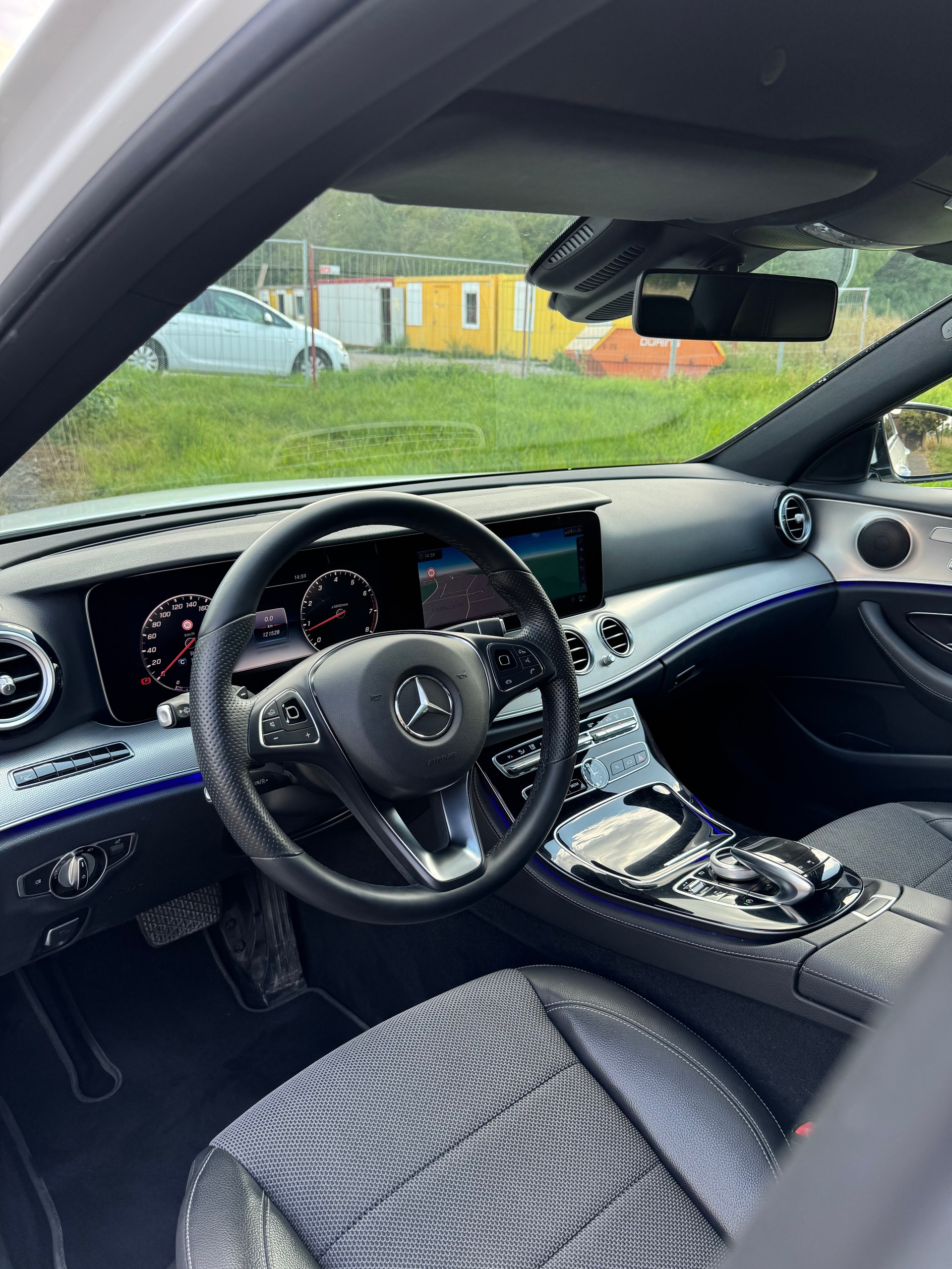 MERCEDES-BENZ E 200 Avantgarde 4Matic 9G-Tronic / ab MFK bei Verkauf-image-7