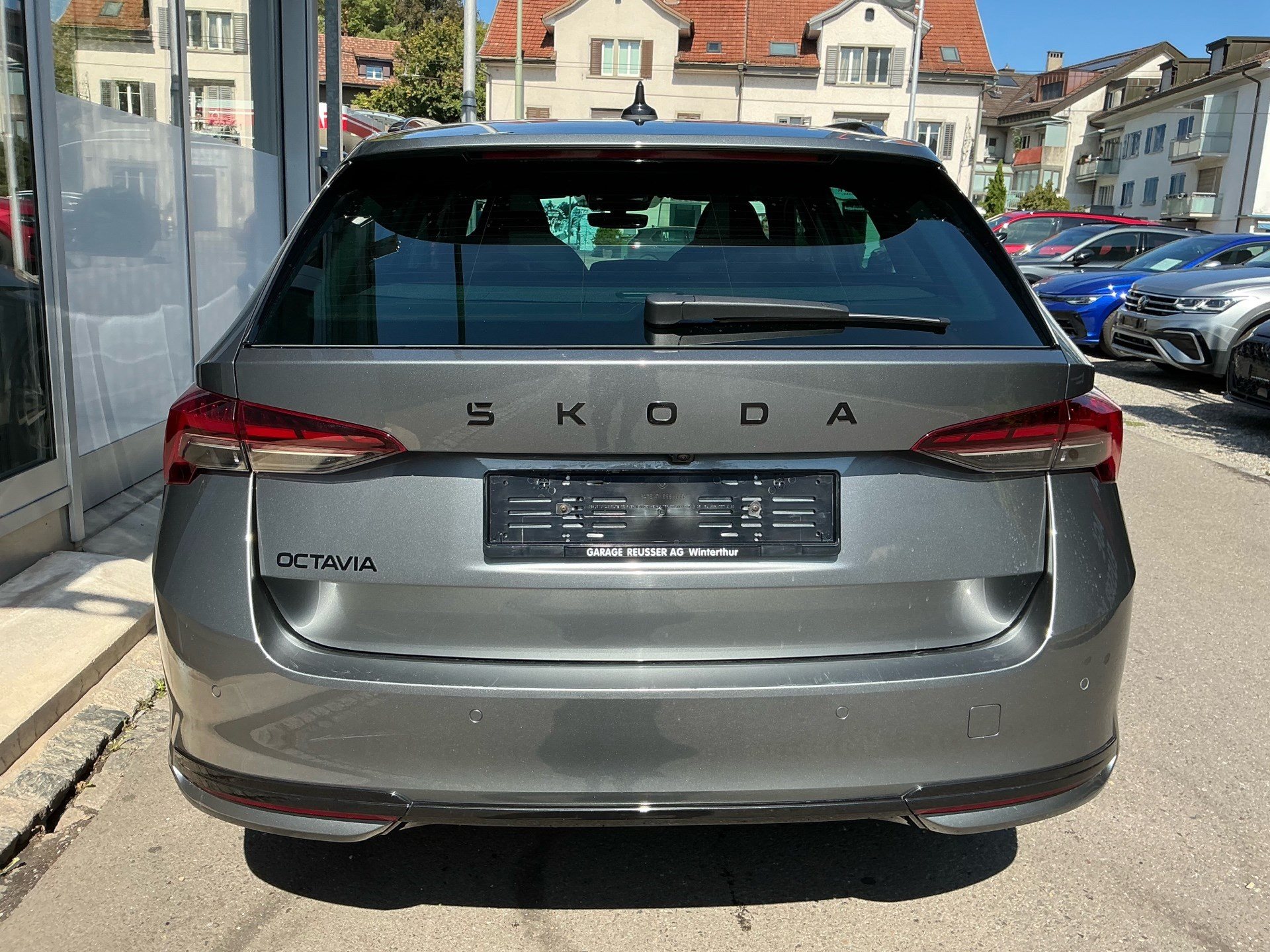 SKODA Octavia Combi 1.5 TSI mHEV 150PS Sportline *** PANORAMA - SCHIEBEDACH ***-image-4
