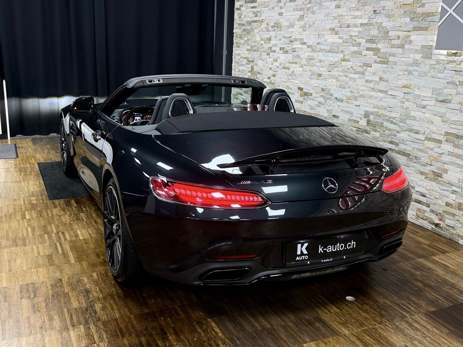 MERCEDES-BENZ AMG GT Roadster Speedshift DCT-image-4