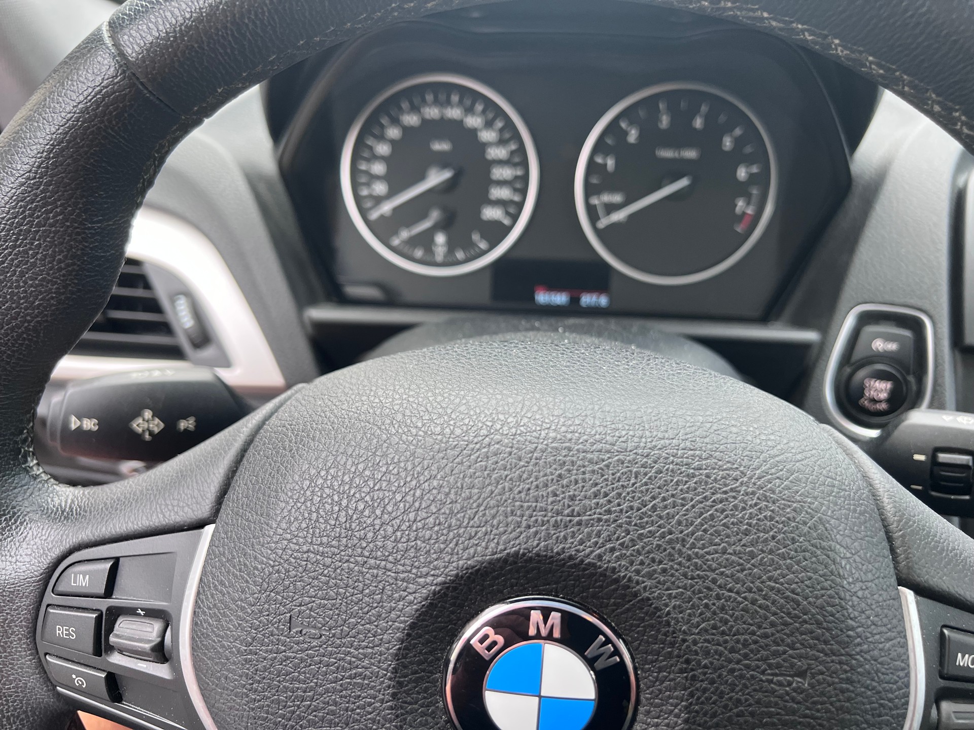 BMW 116i Urban Line-image-6