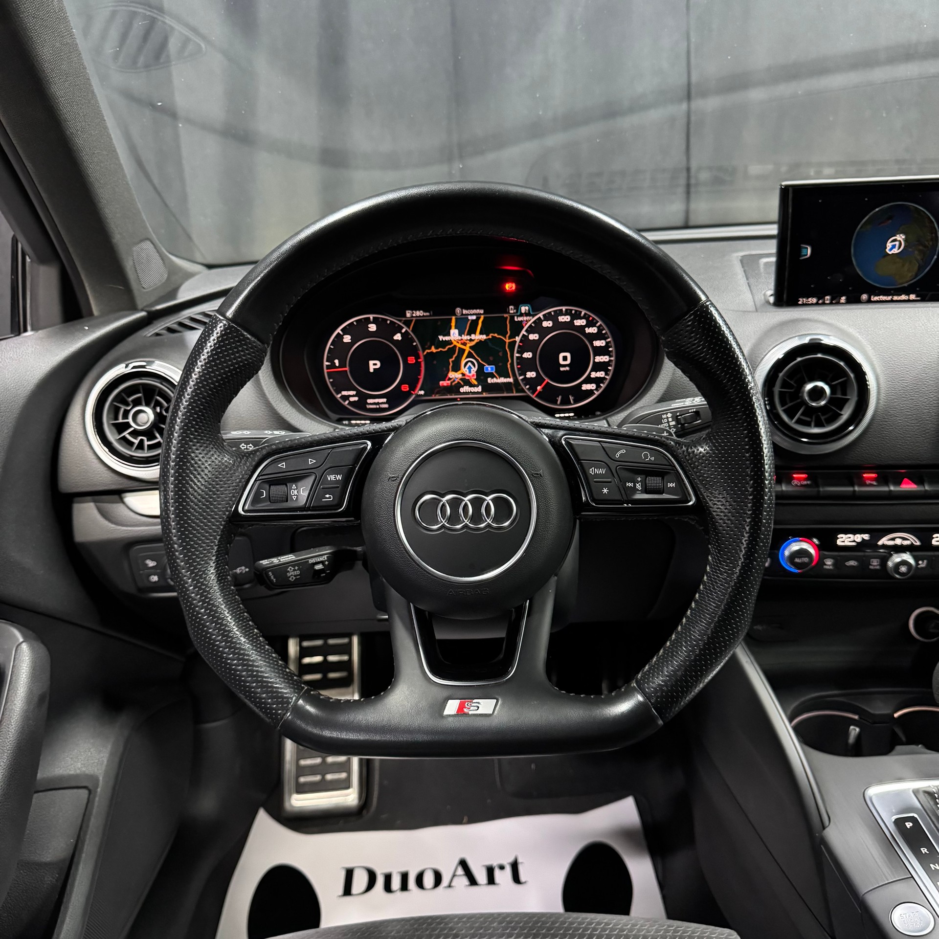 AUDI A3 Sportback S-Line 2.0 TDI Design S-tronic quattro-image-11