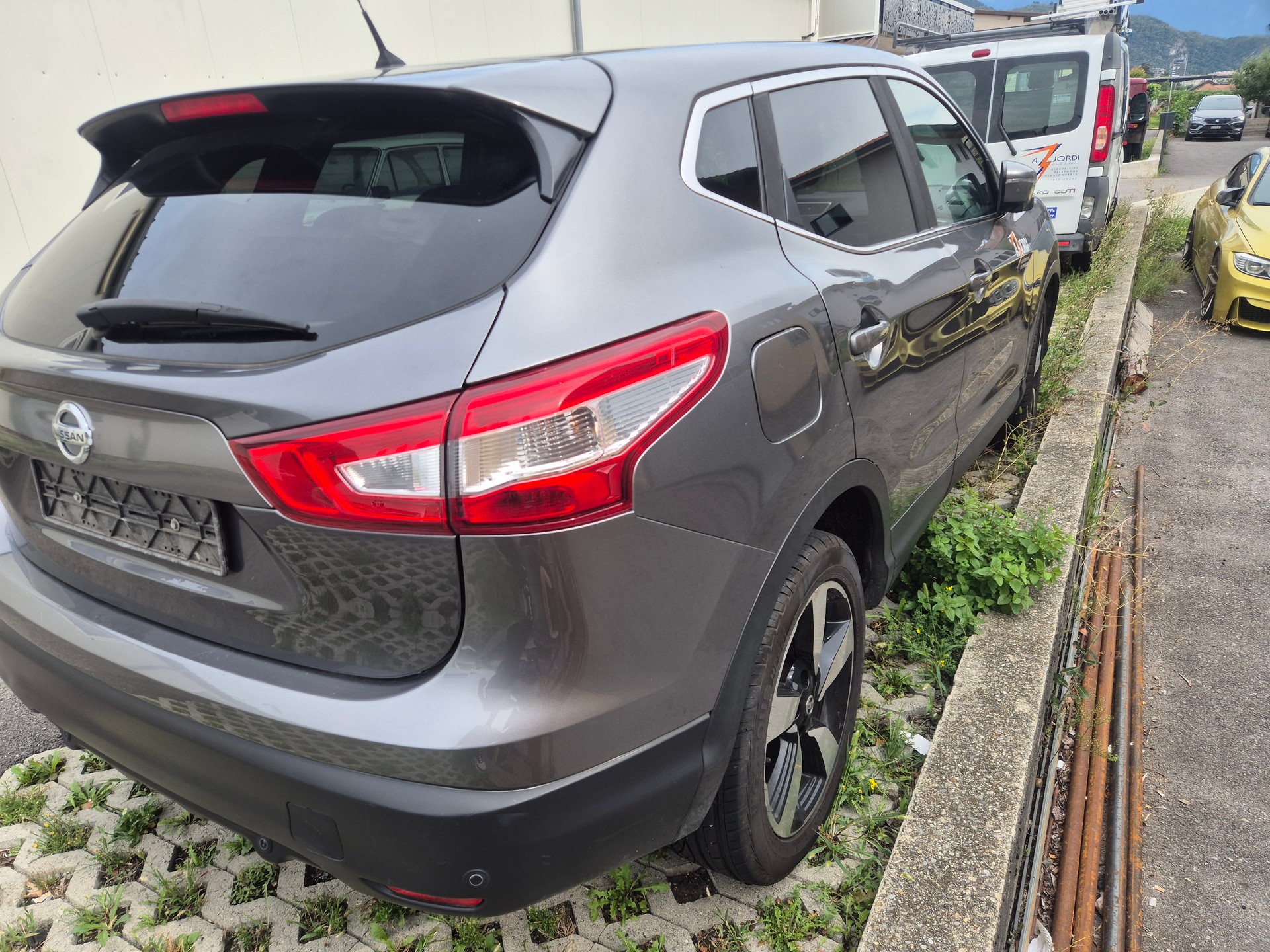 NISSAN Qashqai 1.6 DIG-T N-Connecta-image-4