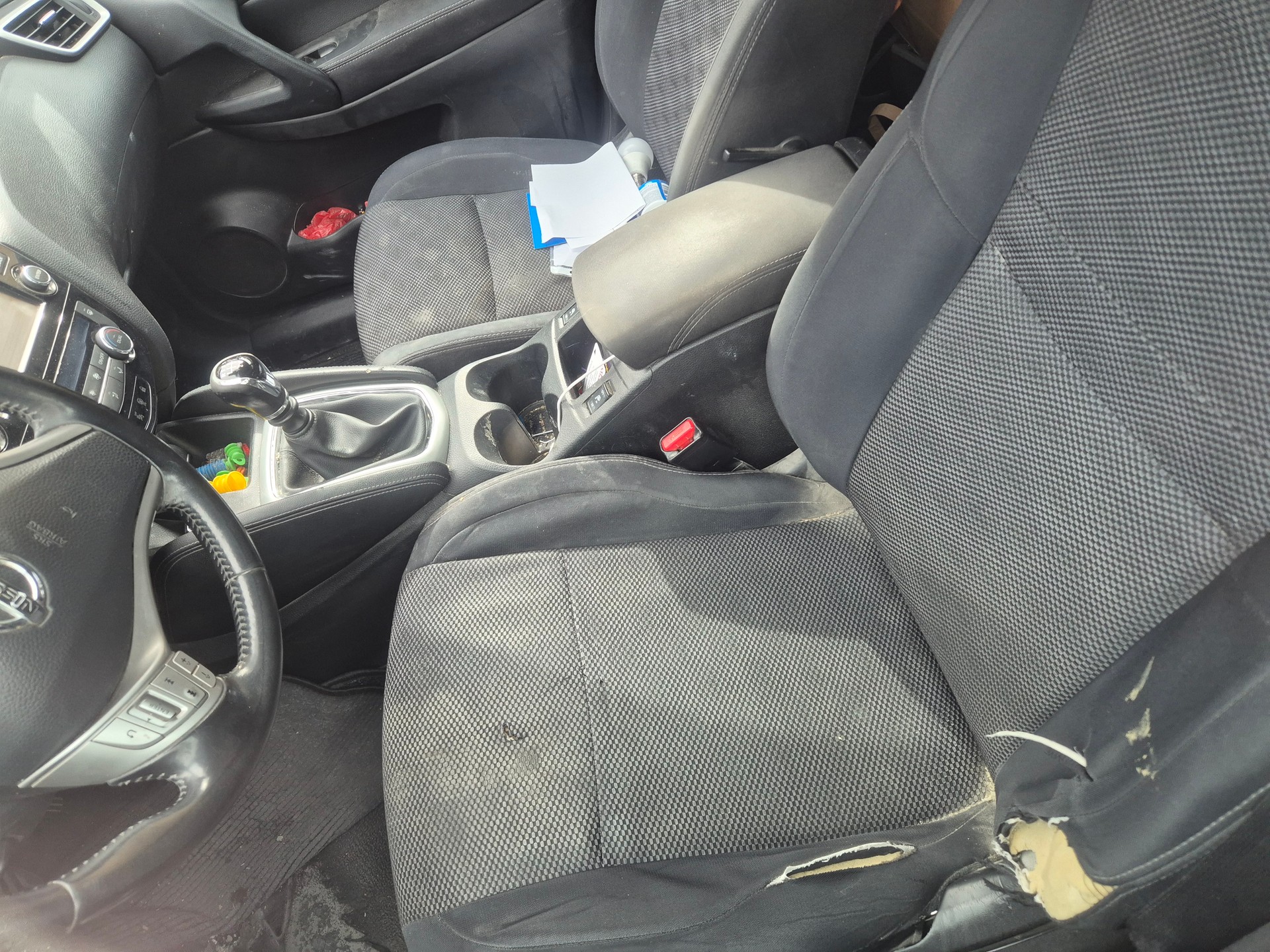 NISSAN Qashqai 1.6 DIG-T N-Connecta-image-6
