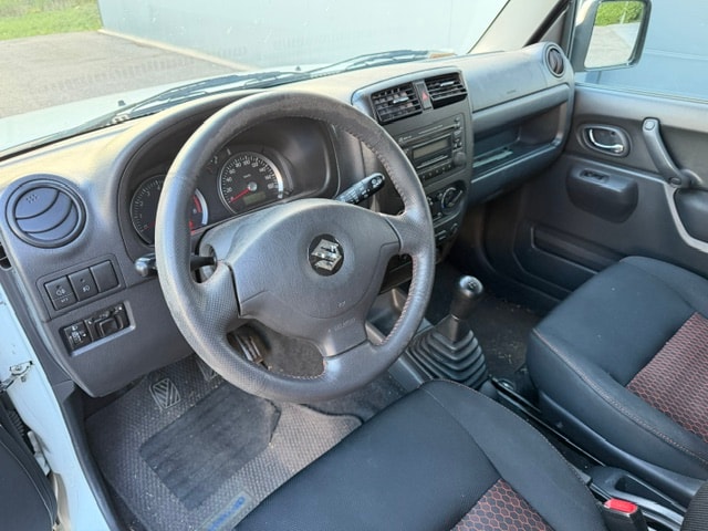 SUZUKI Jimny 1.3-image-5