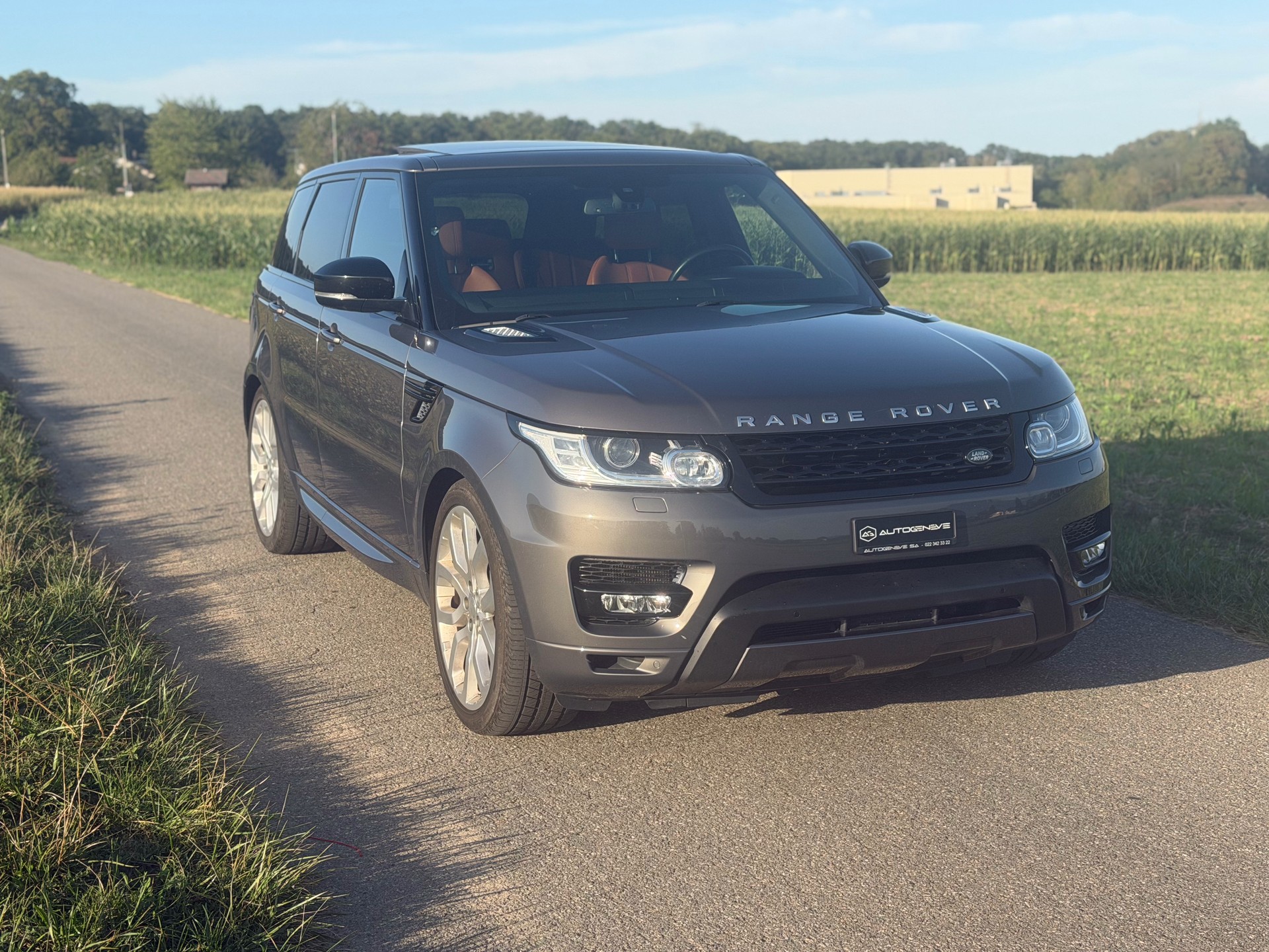 LAND ROVER Range Rover Sport 3.0 SDV6 HSE Dynamic Automatic-image-2