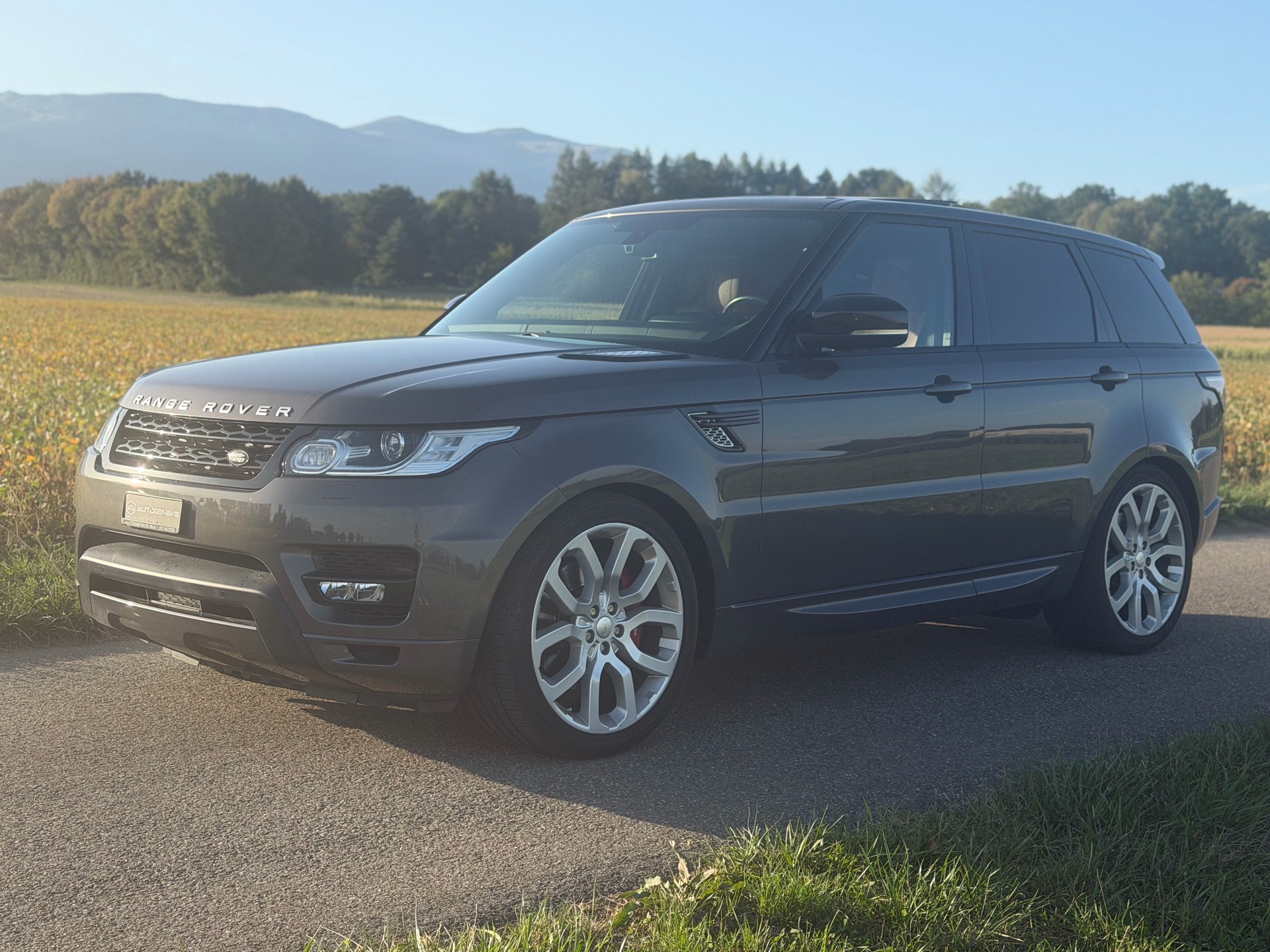 LAND ROVER Range Rover Sport 3.0 SDV6 HSE Dynamic Automatic-image-4
