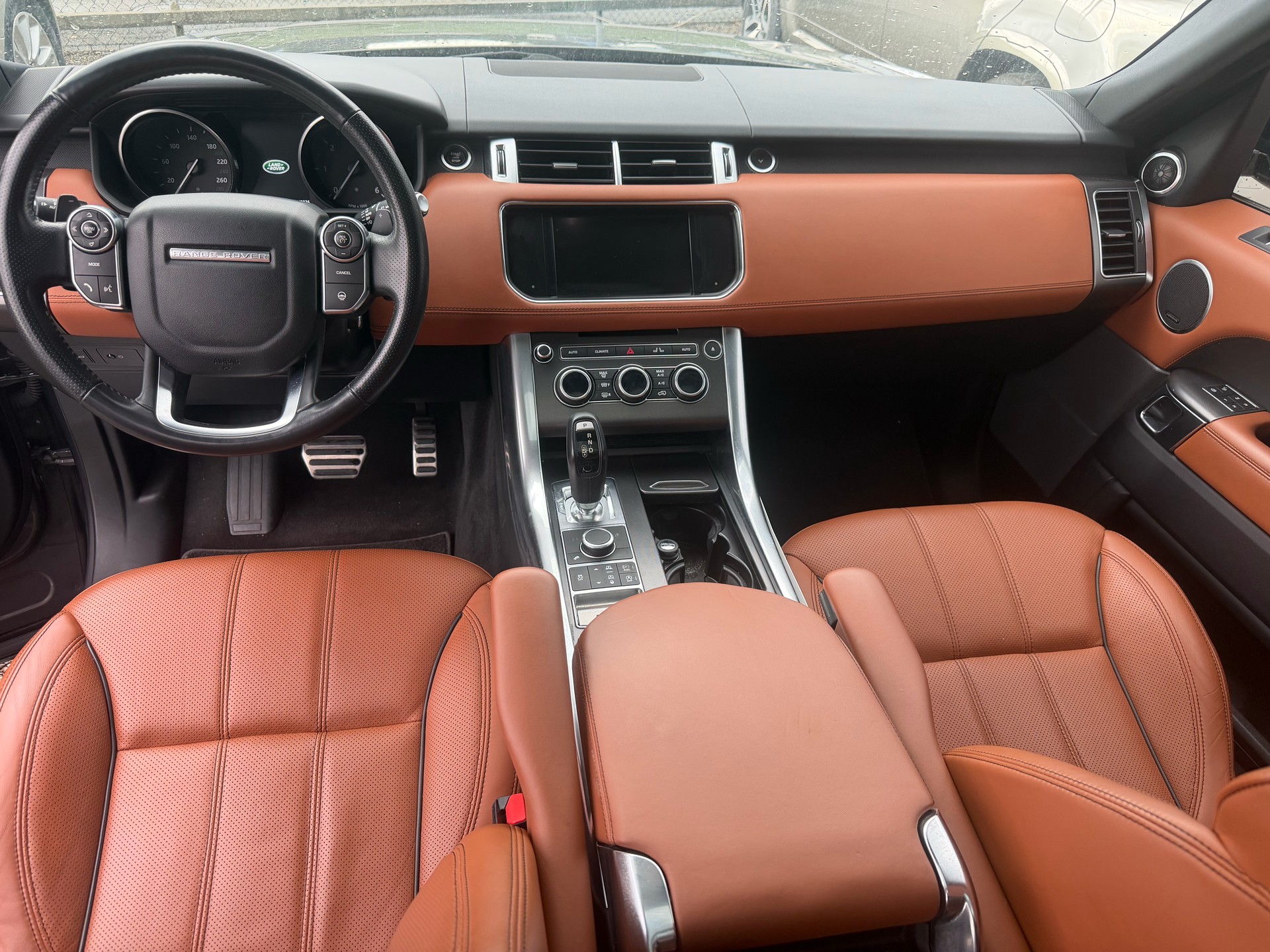 LAND ROVER Range Rover Sport 3.0 SDV6 HSE Dynamic Automatic-image-14