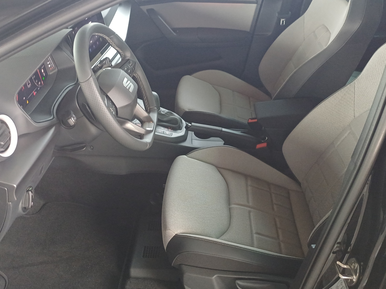 SEAT SEAT Ibiza MOVE FR 1.0TSI 116PS 7-Gang DSG-image-7