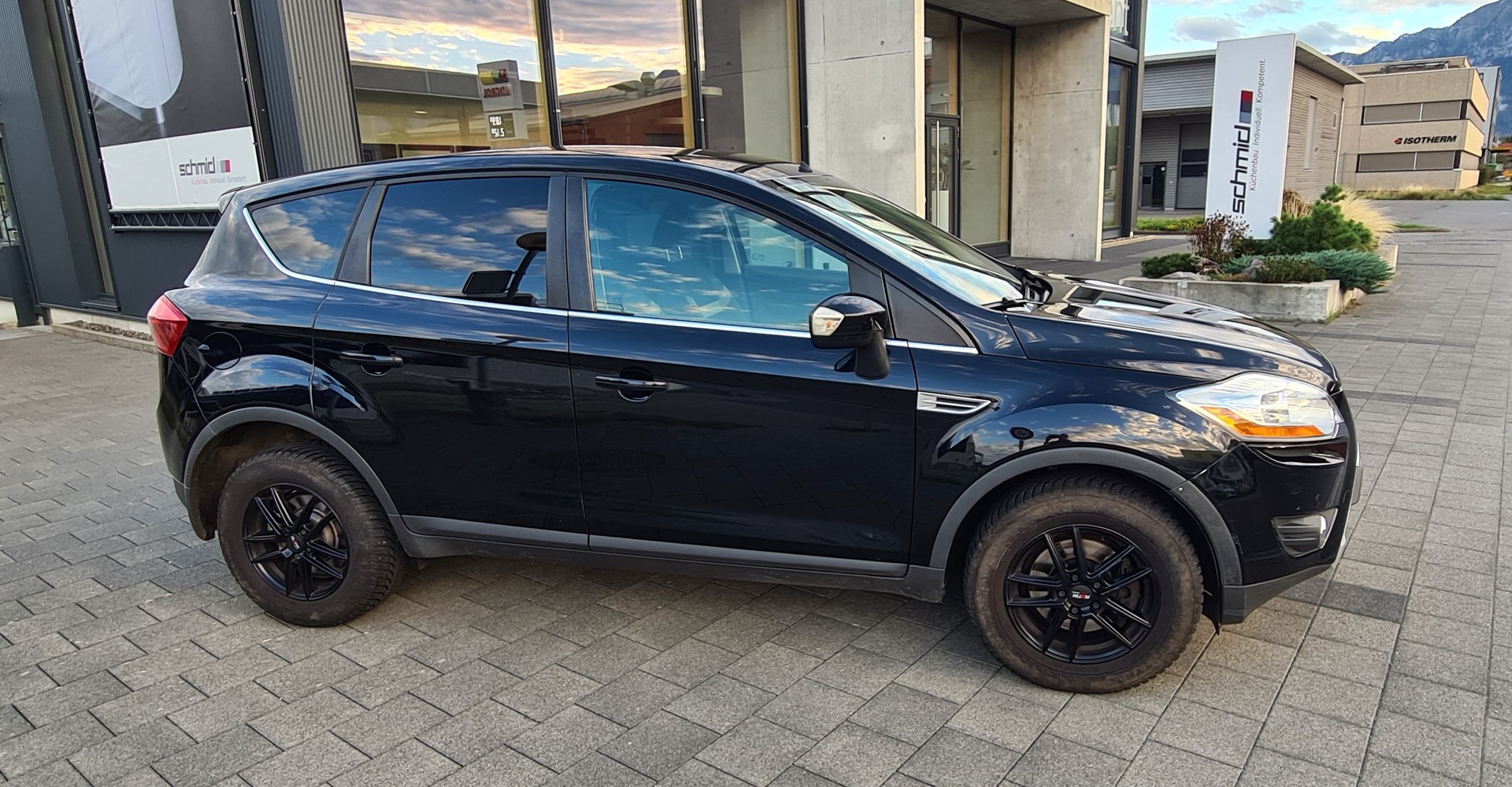 FORD Kuga 2.0 TDCi Titanium 4WD-image-2