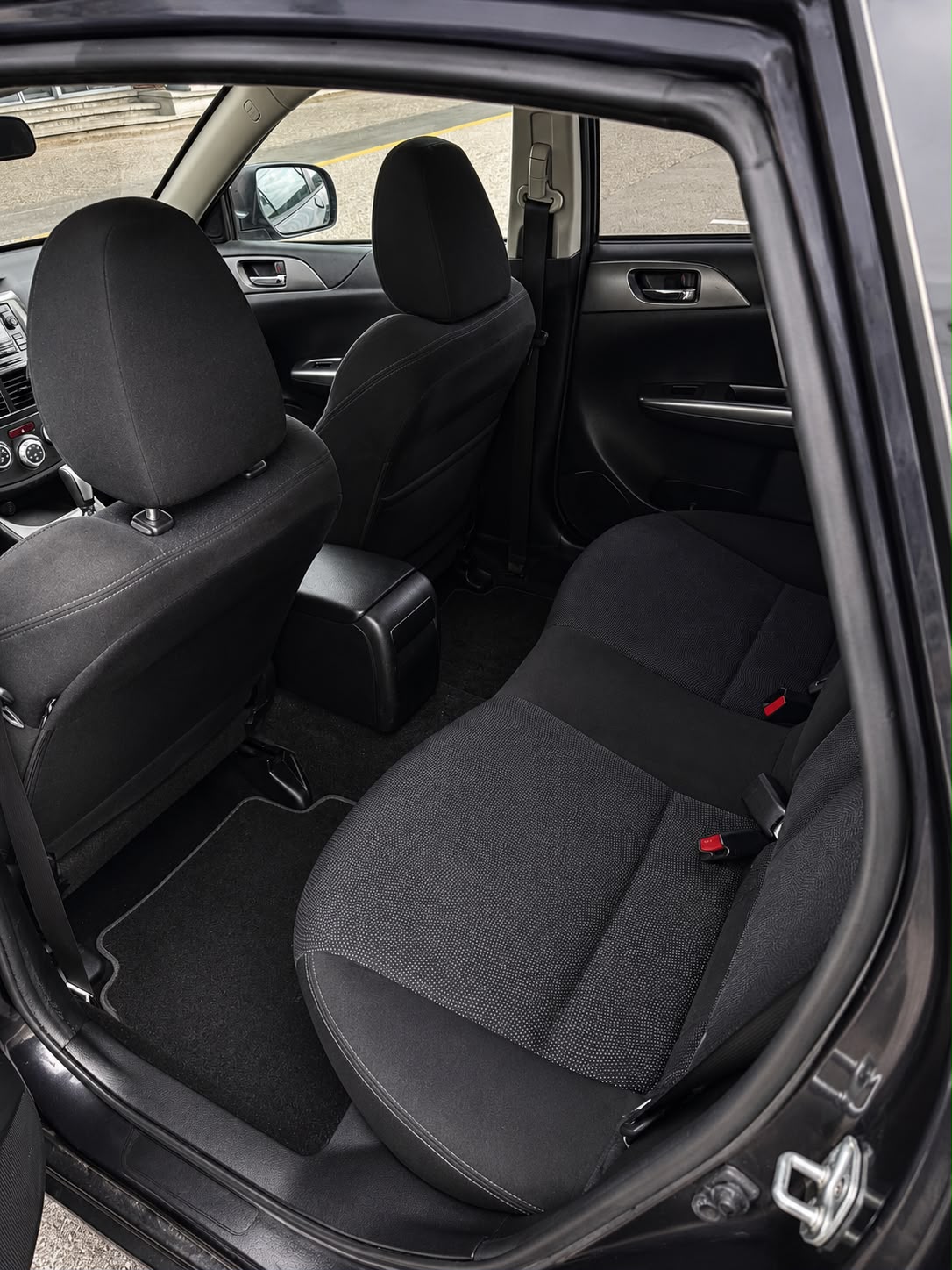 SUBARU Impreza 2.0R Swiss Automatic-image-8