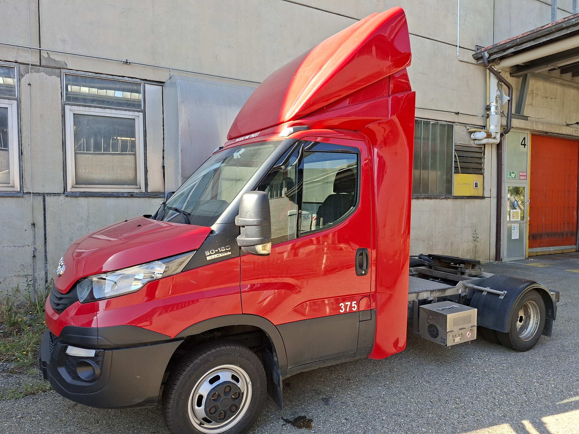 IVECO 50C18T Daily Sattelschlepper