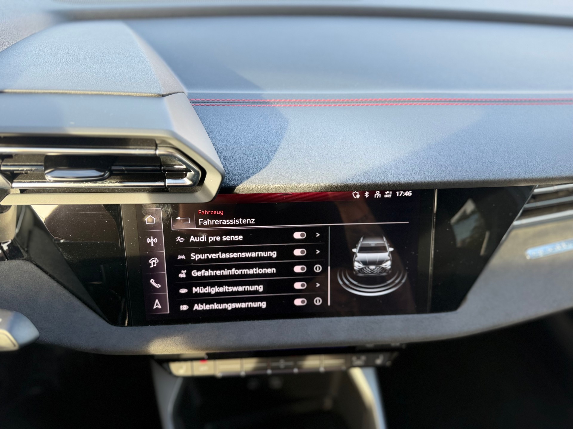 AUDI S3 Sportback TFSI quattro S-tronic-image-19