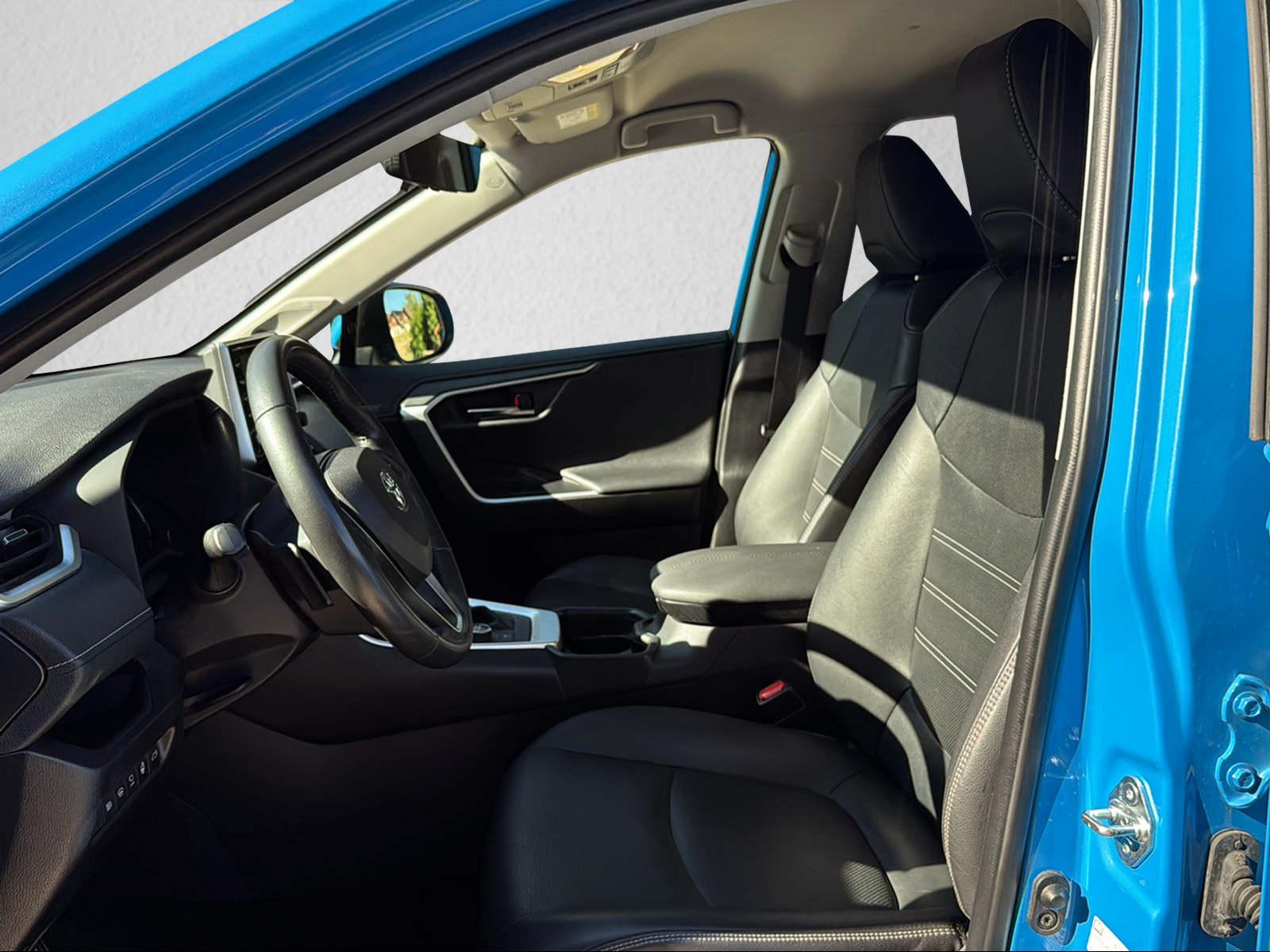 TOYOTA RAV4 2.5 HEV Premium-image-2