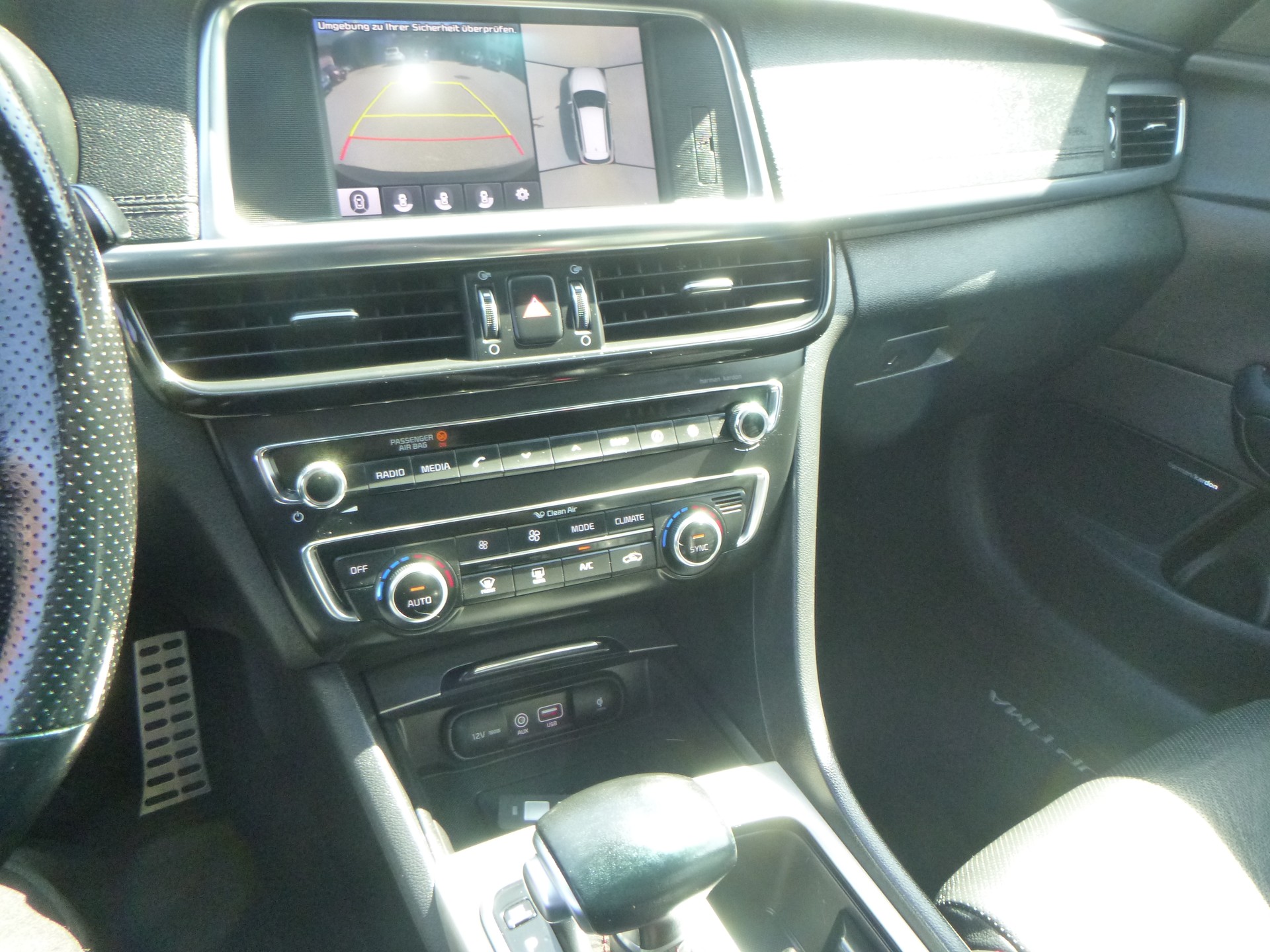 KIA Optima SW 2.0 T-GDI Style GT Automat-image-12