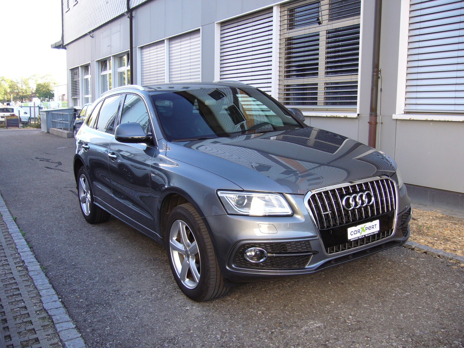 AUDI Q5 2.0 TFSI quattro-image-0