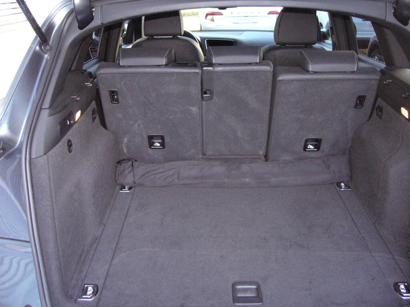 AUDI Q5 2.0 TFSI quattro-image-15
