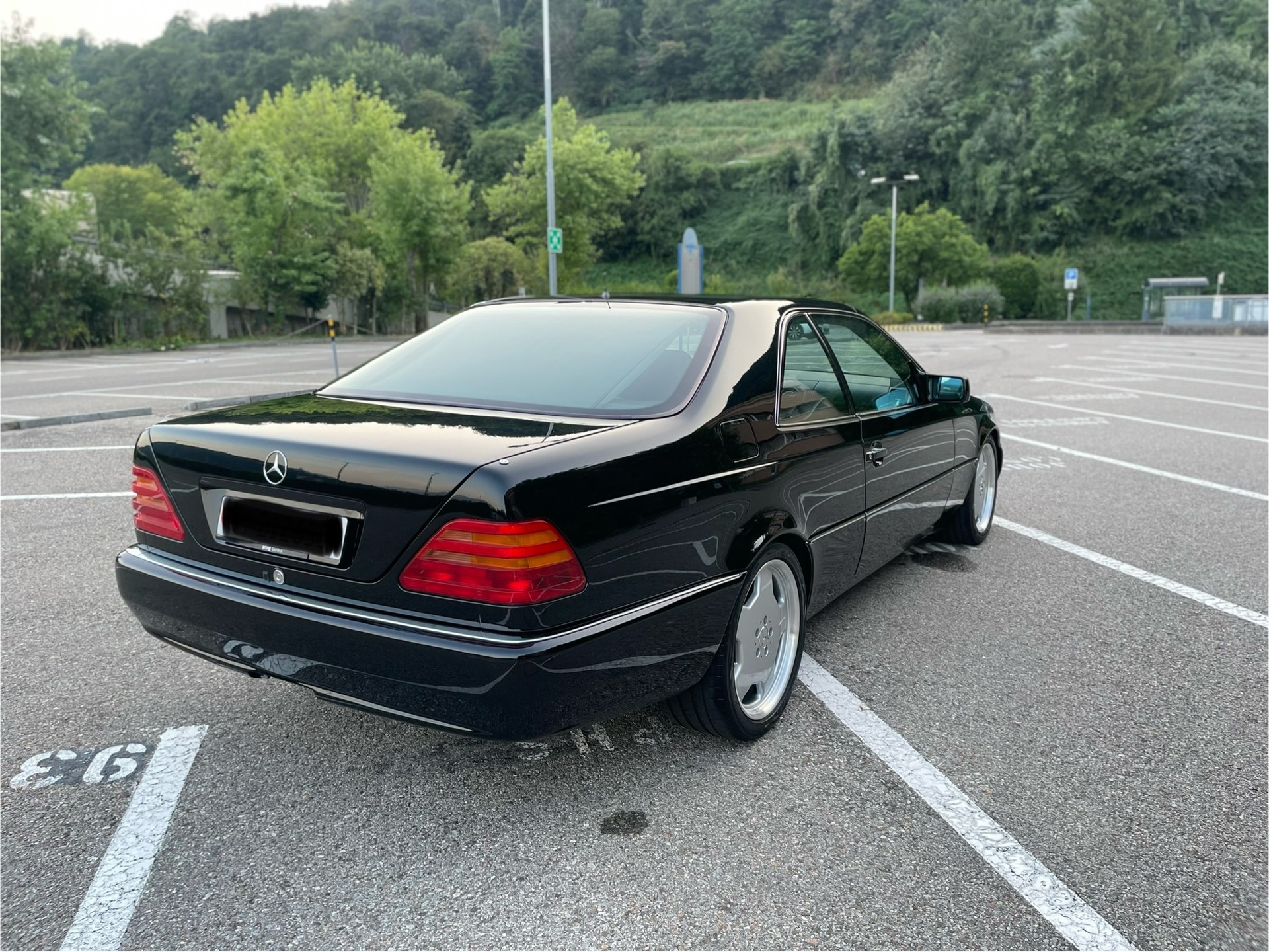 MERCEDES-BENZ-image-3