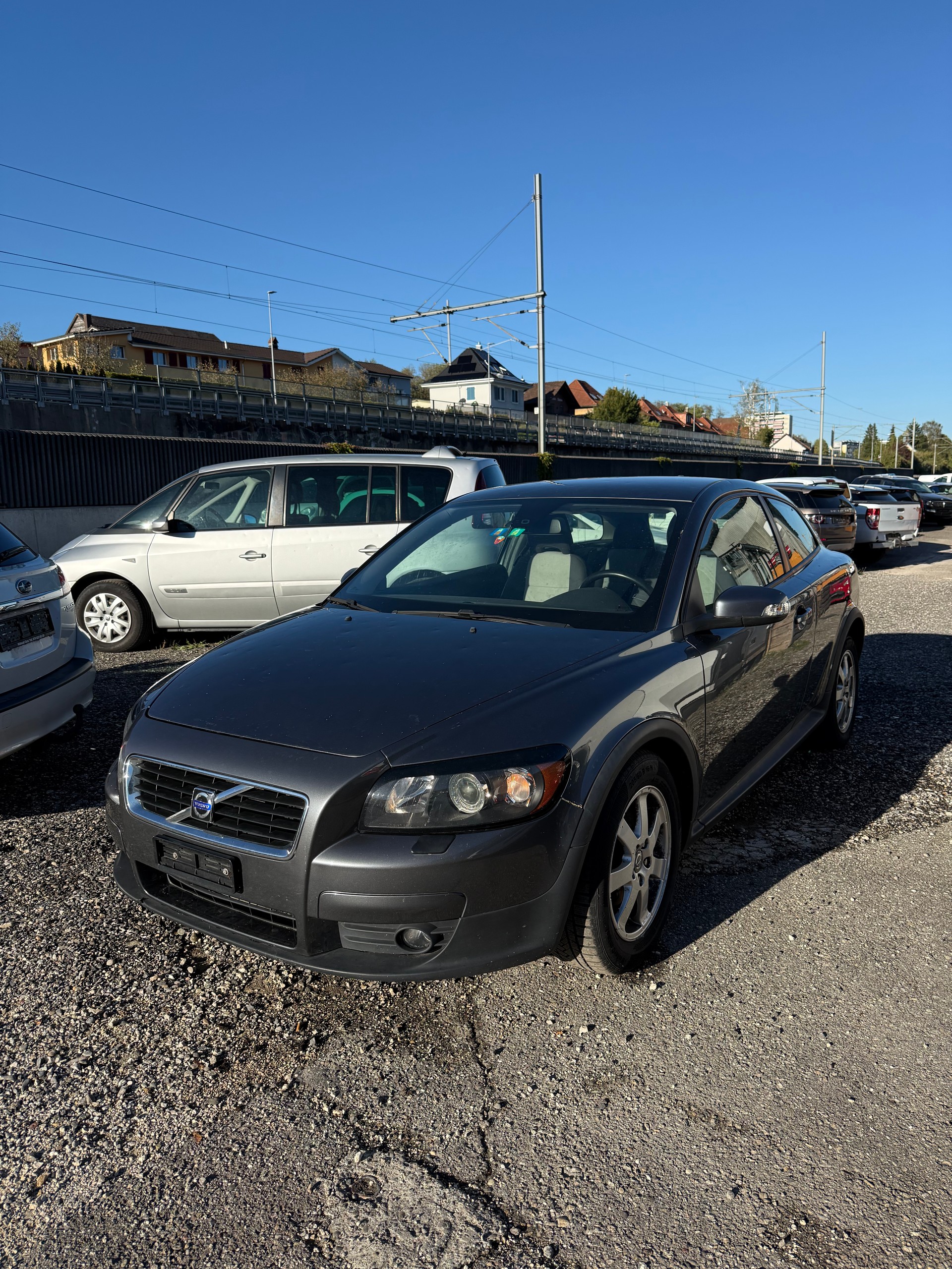 VOLVO C30 2.0D-image-0
