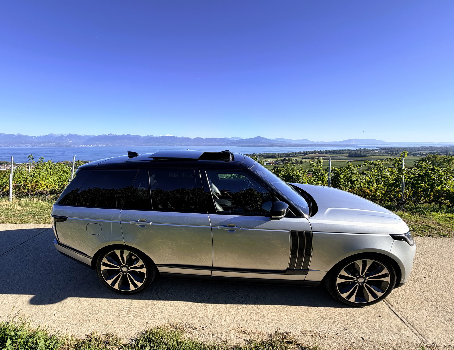 LAND ROVER Range Rover 5.0 V8 S/C SV AB Dynamic Automatic-image-5
