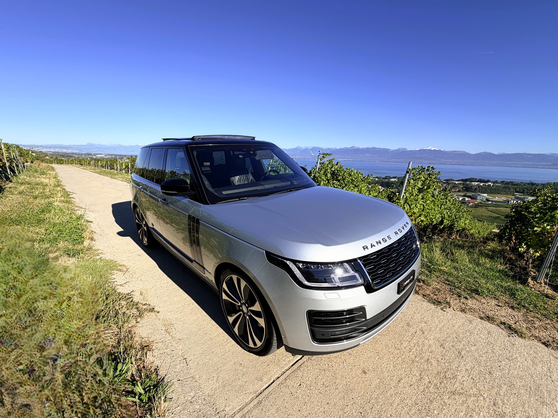 LAND ROVER Range Rover 5.0 V8 S/C SV AB Dynamic Automatic-image-3