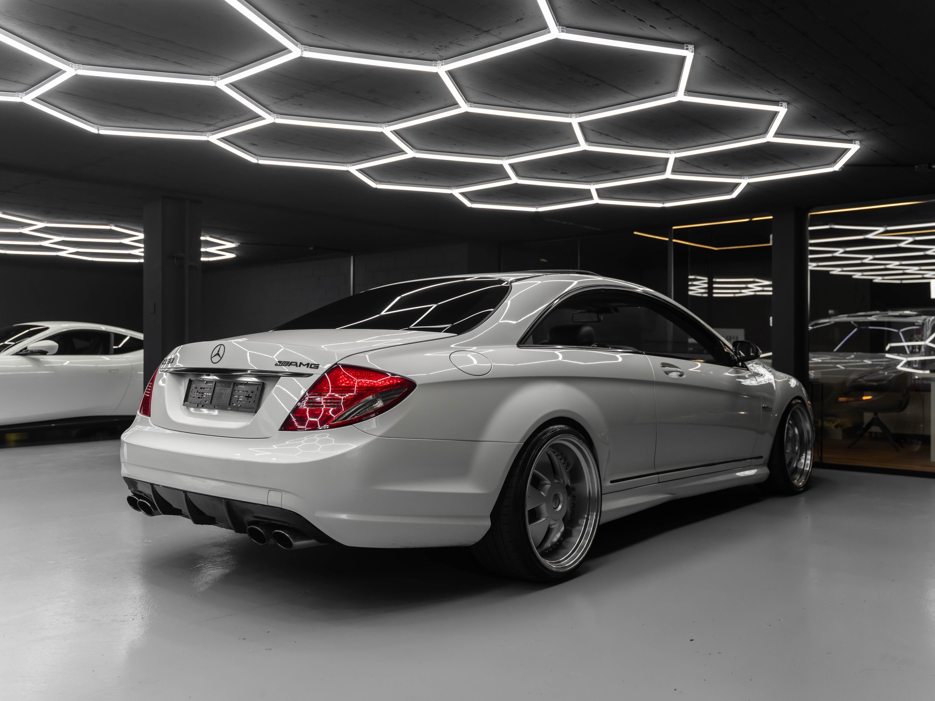 MERCEDES-BENZ CL 63 AMG 7G-Tronic-image-8