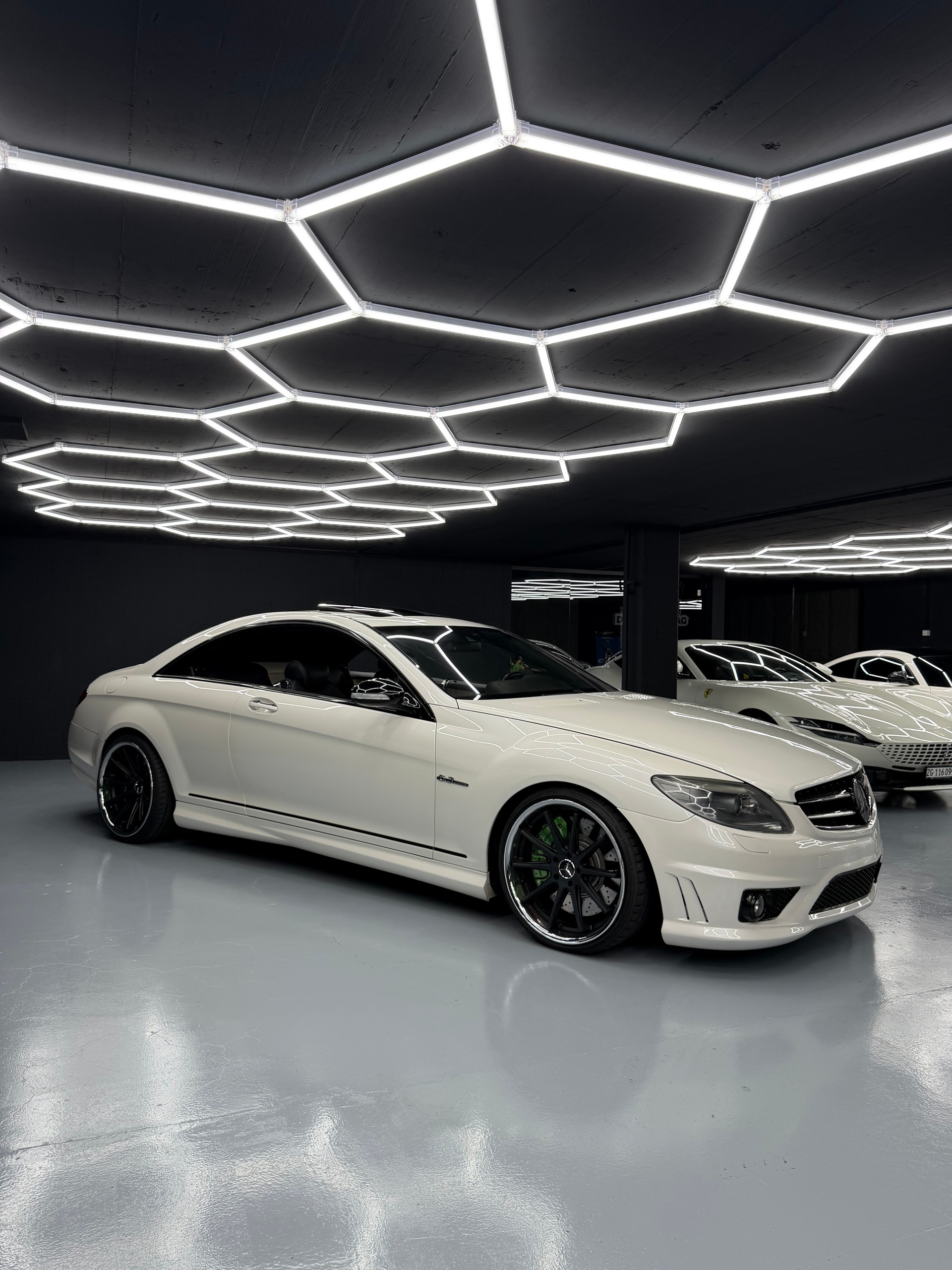 MERCEDES-BENZ CL 63 AMG 7G-Tronic-image-6