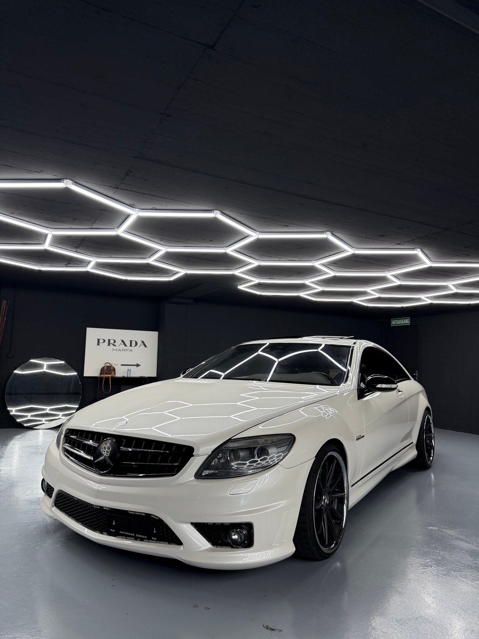 MERCEDES-BENZ CL 63 AMG 7G-Tronic-image-10