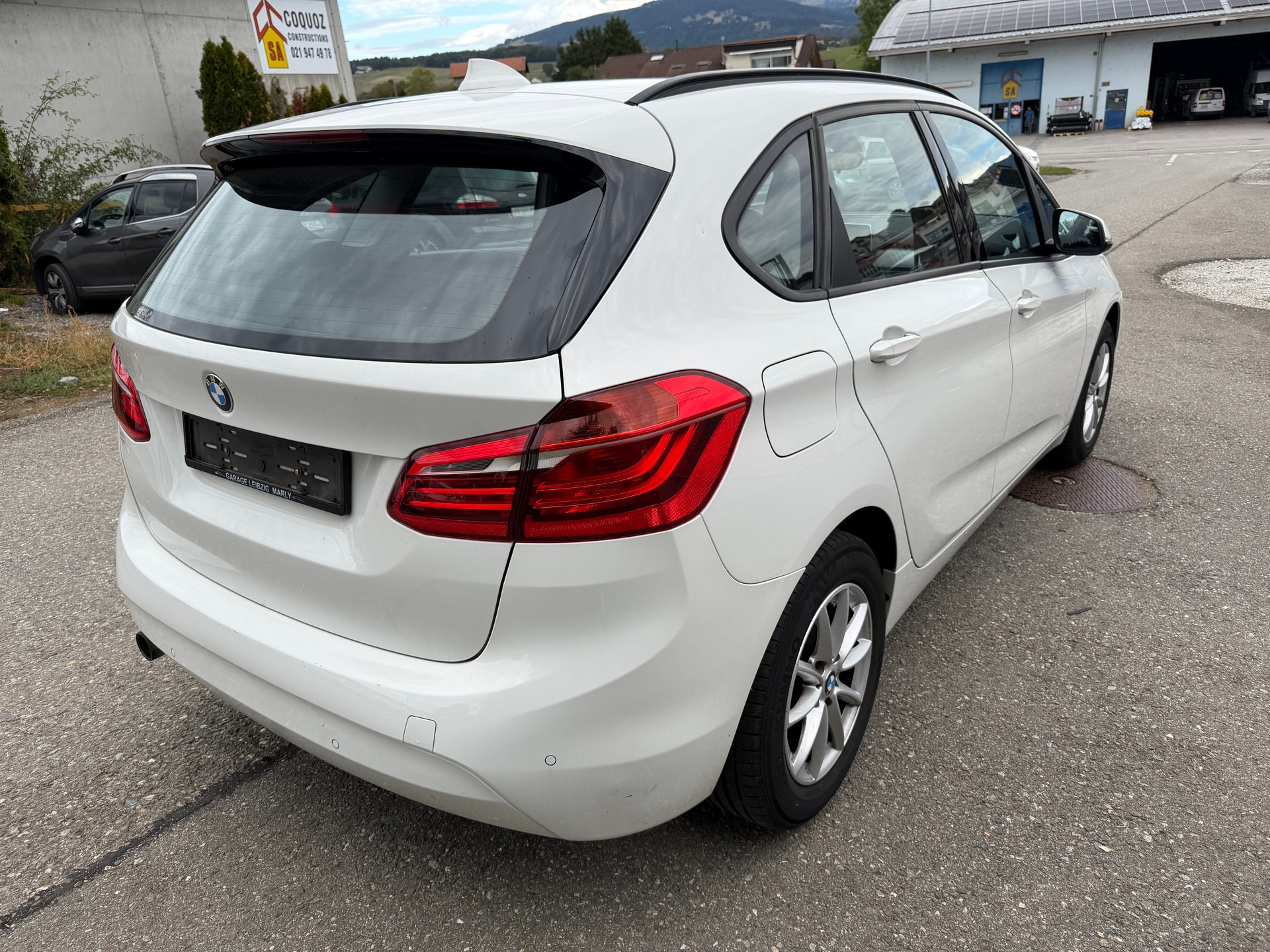 BMW 218d Active Tourer Sport Line Steptronic-image-3