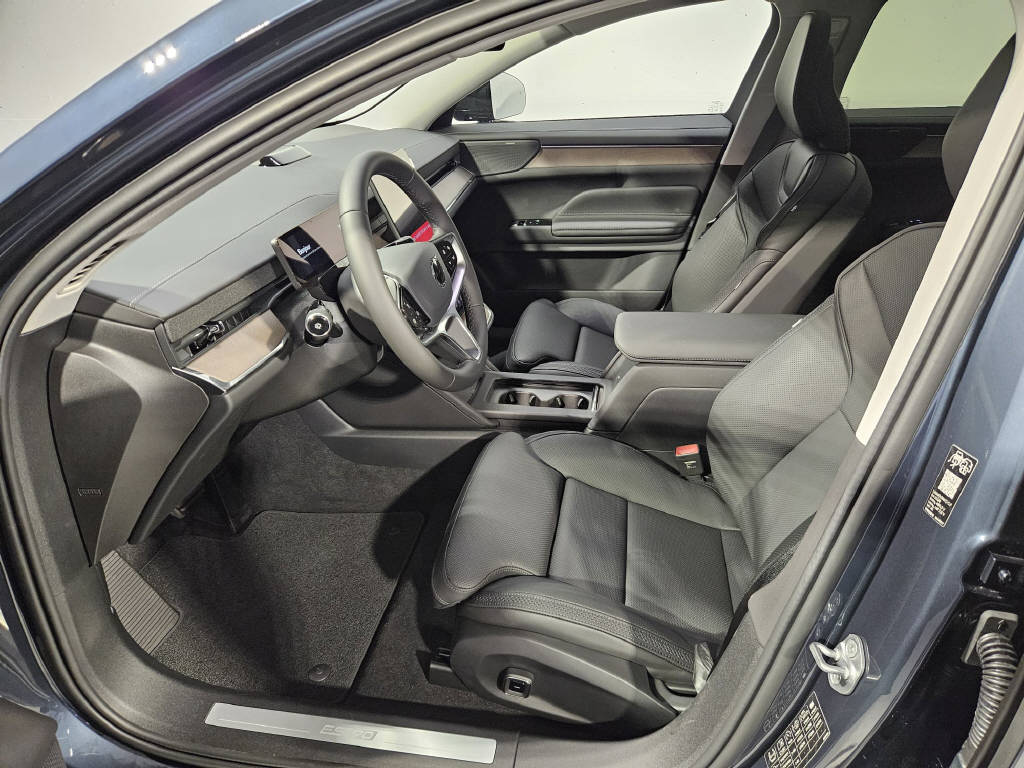 VOLVO ES90 Twin Ultra AWD-image-8