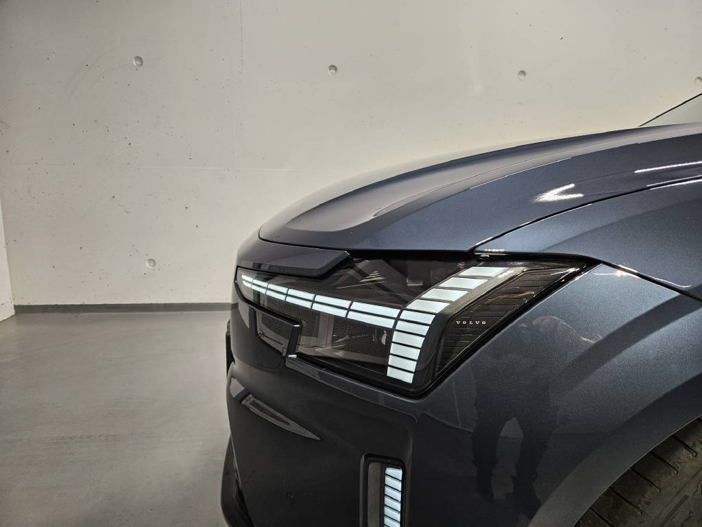 VOLVO ES90 Twin Ultra AWD-image-12