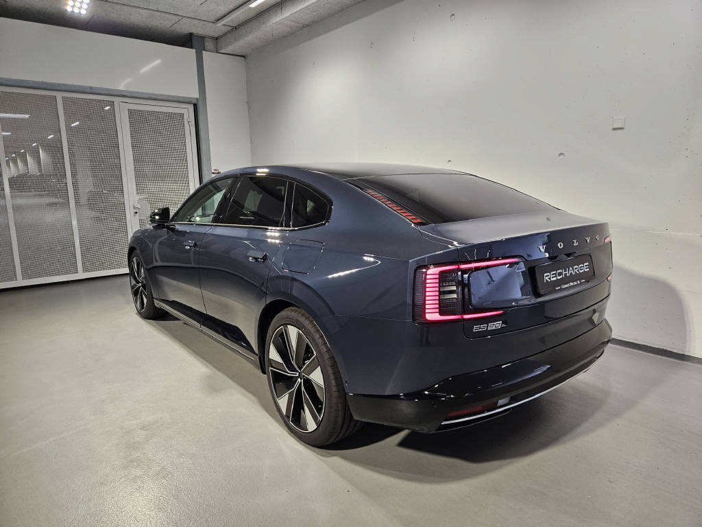 VOLVO ES90 Twin Ultra AWD-image-3