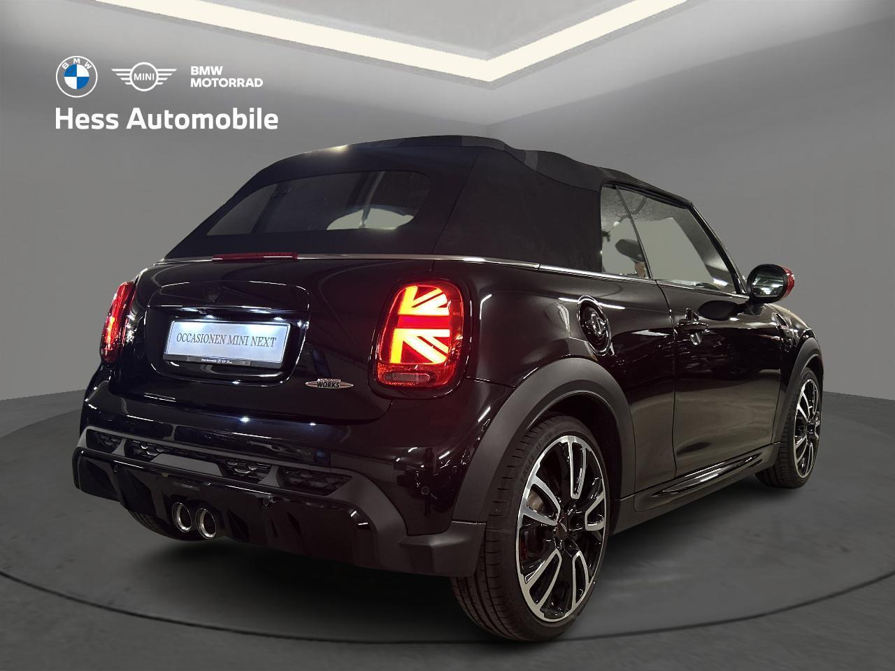 MINI Cabrio 2.0i John Cooper Works JCW-image-2