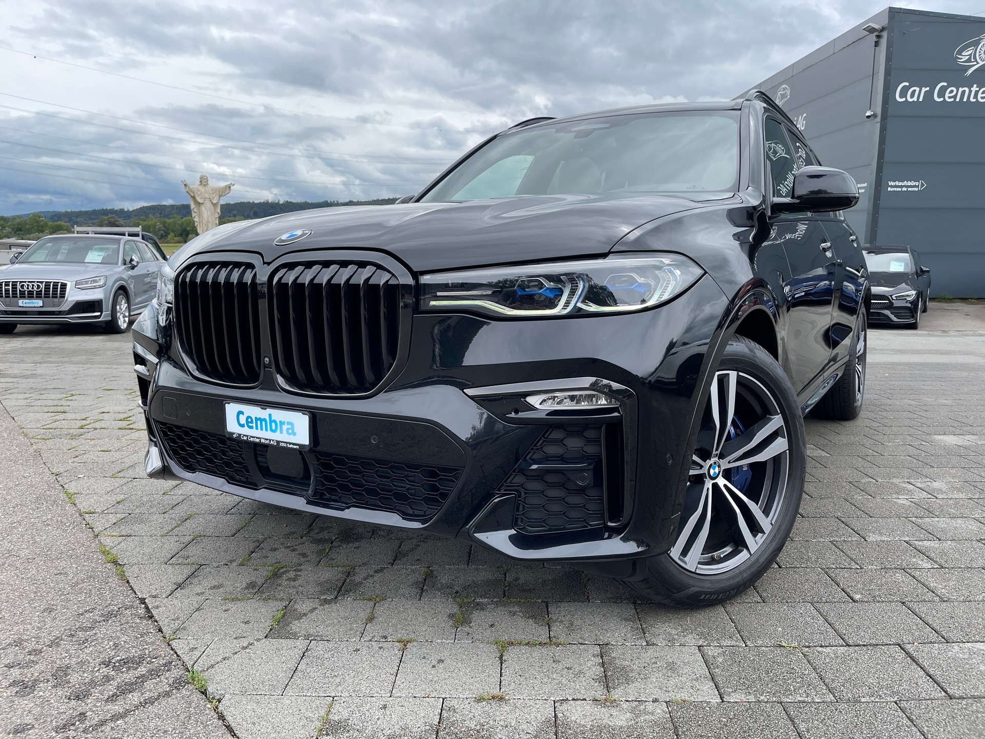 BMW X7 xDrive 30d Steptronic*First Class Paket*M Paket*6 Plätzer-image-0