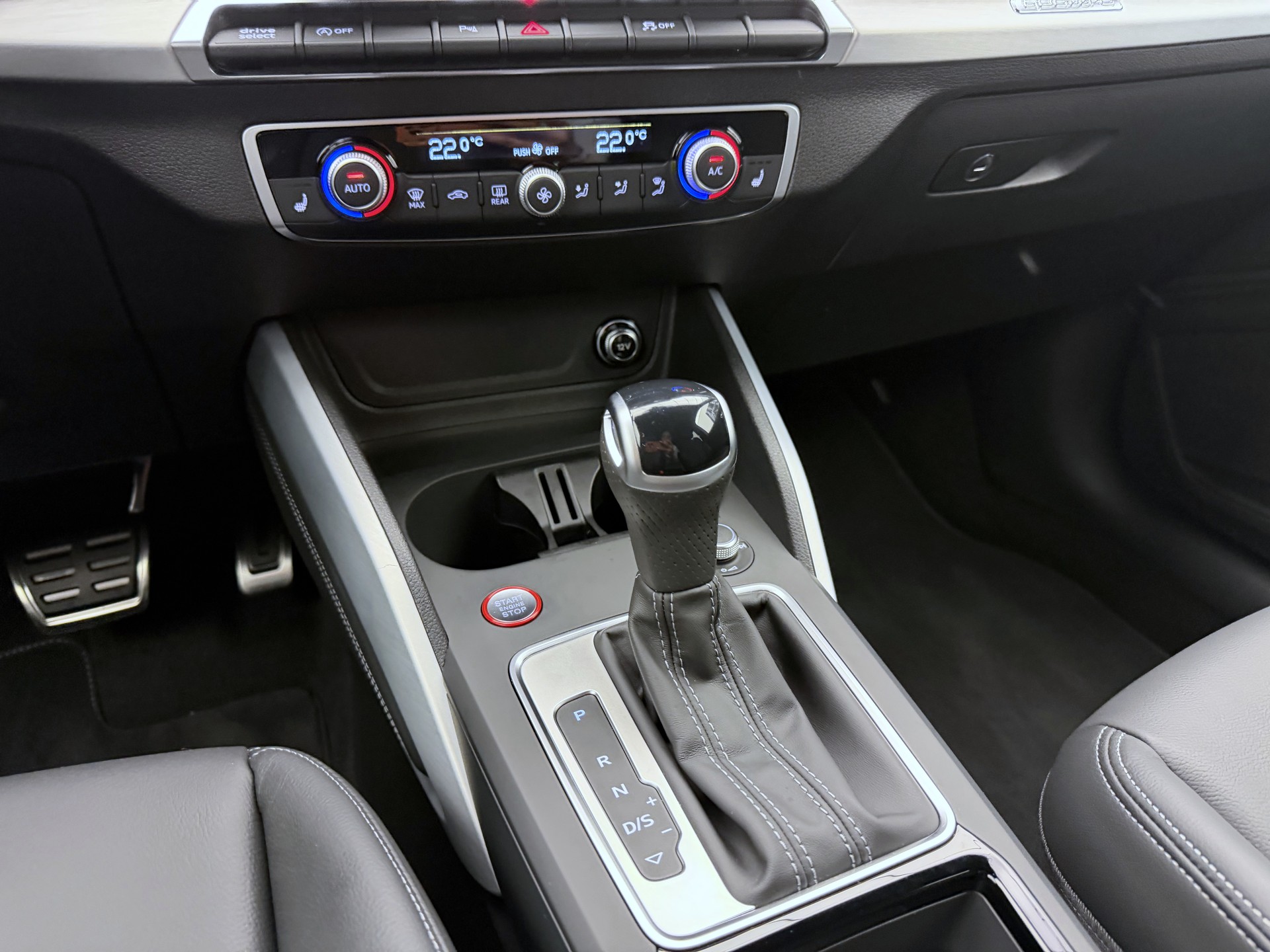 AUDI SQ2 TFSI quattro S-tronic-image-13