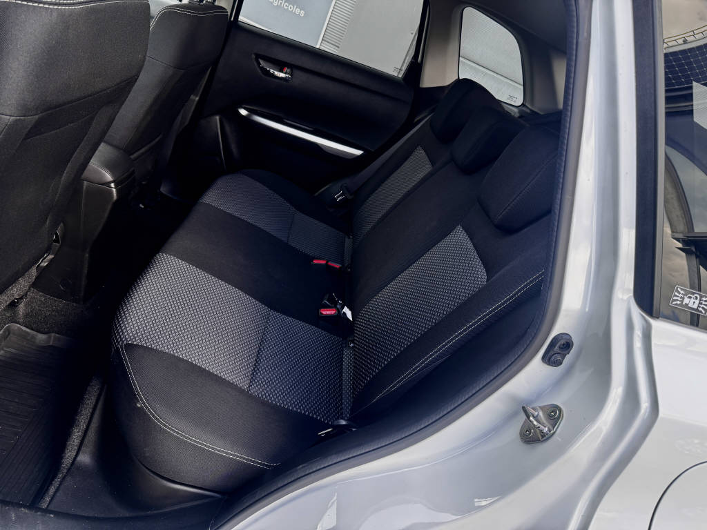 SUZUKI Vitara 1.4 T Compact+ 4x4-image-9