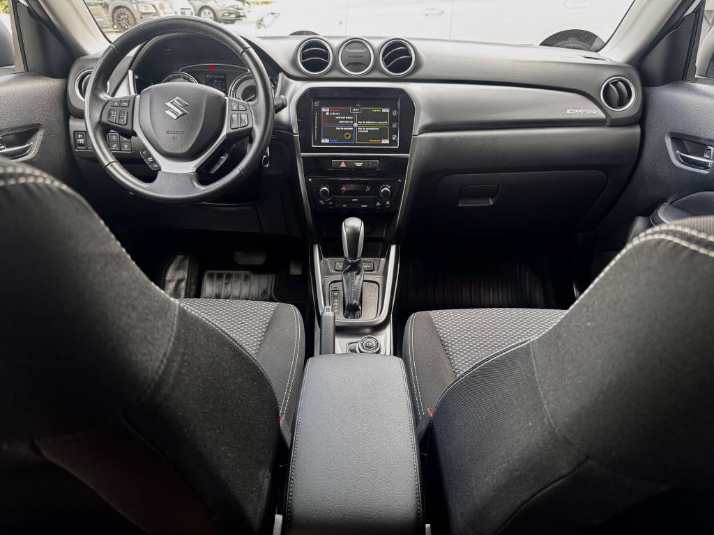 SUZUKI Vitara 1.4 T Compact+ 4x4-image-10