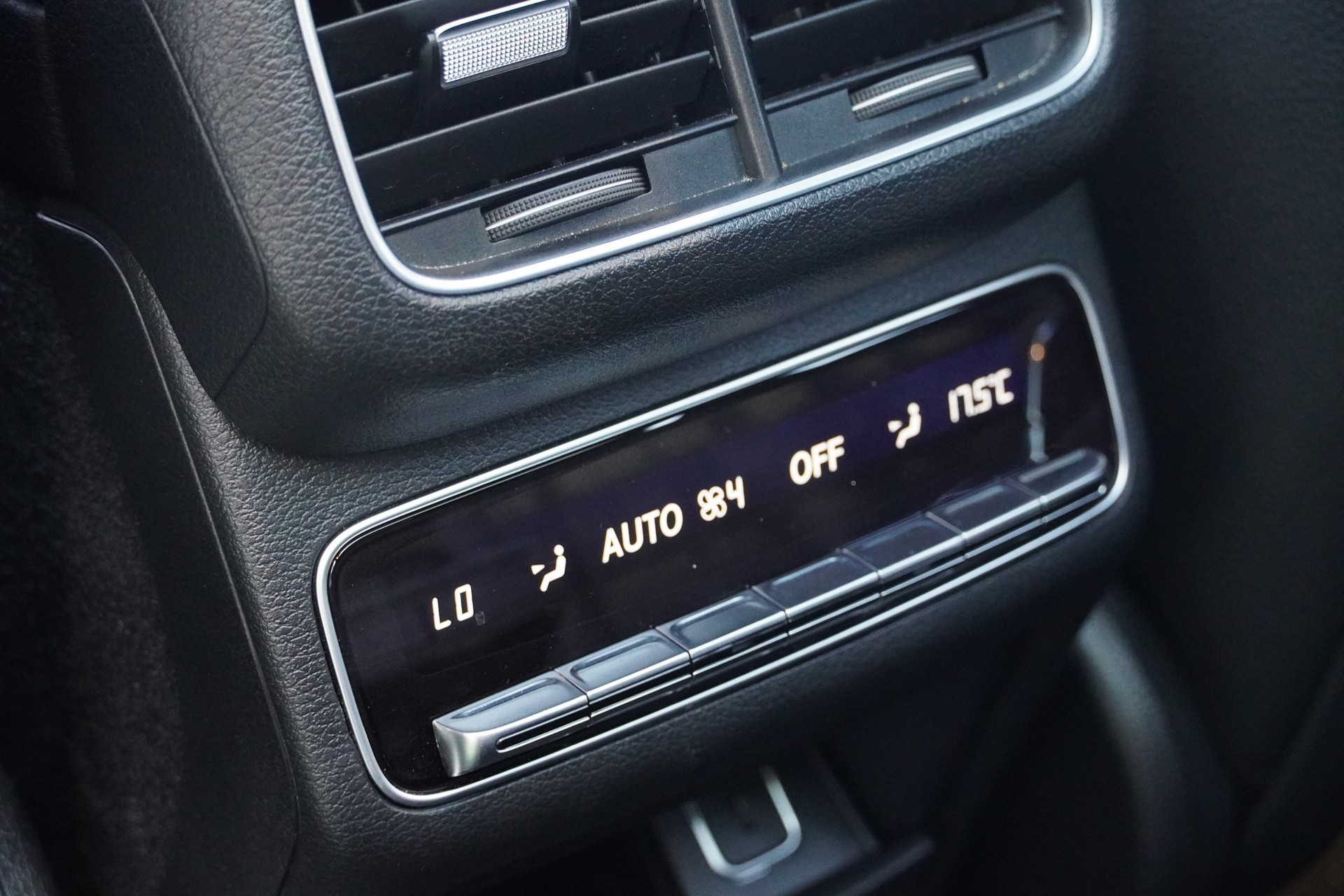 MERCEDES-BENZ GLE 400 d 4Matic AMG Line 9G-Tronic// CH Fahrzeug mit Gratis Service bis 100`000Km//-image-9