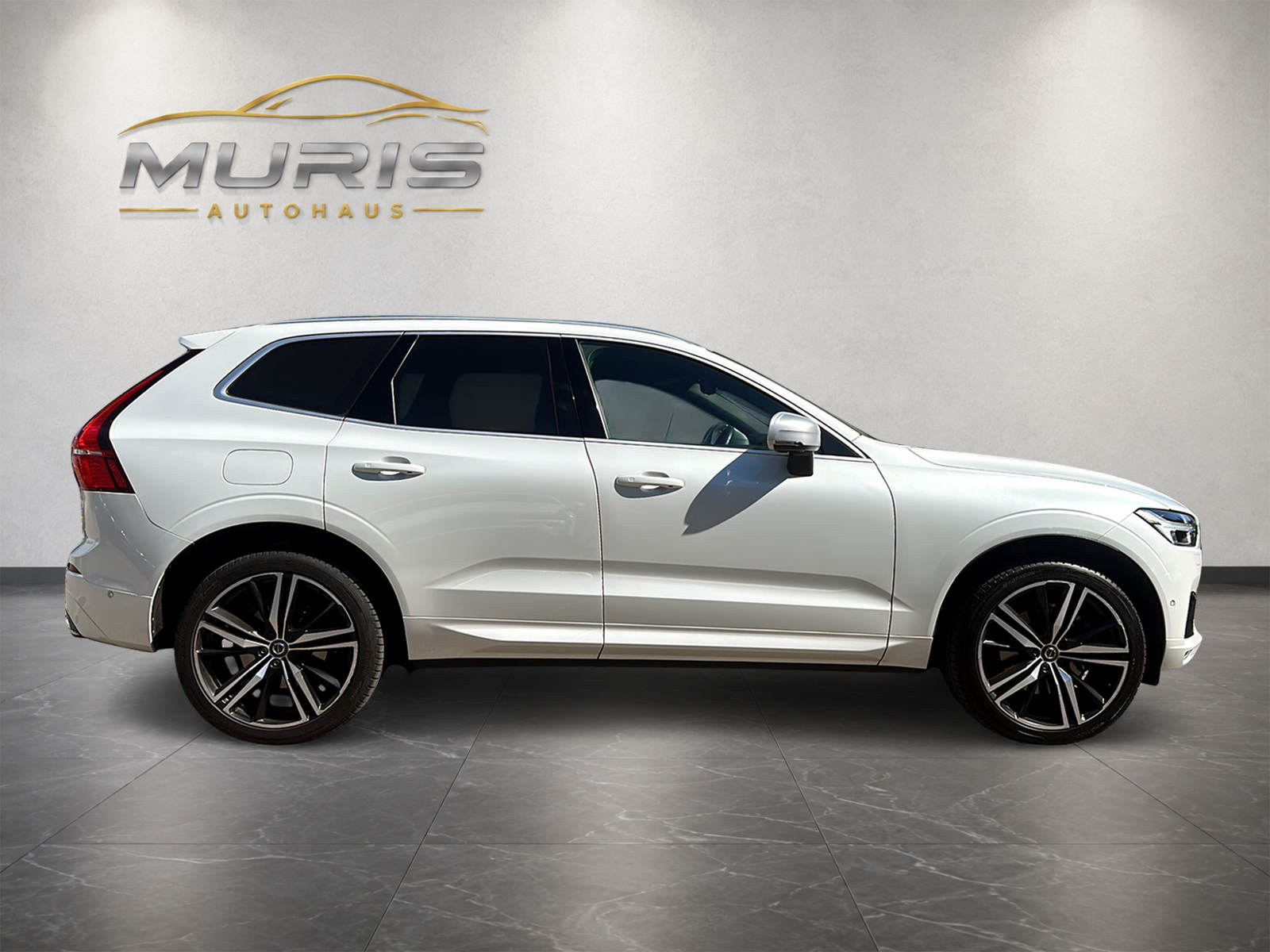 VOLVO XC60 T6 AWD R-Design | Head-Up Display | 360° Kamera | Panorama | Pilot Assist | Standheizung | Keyless | DAB+-image-5