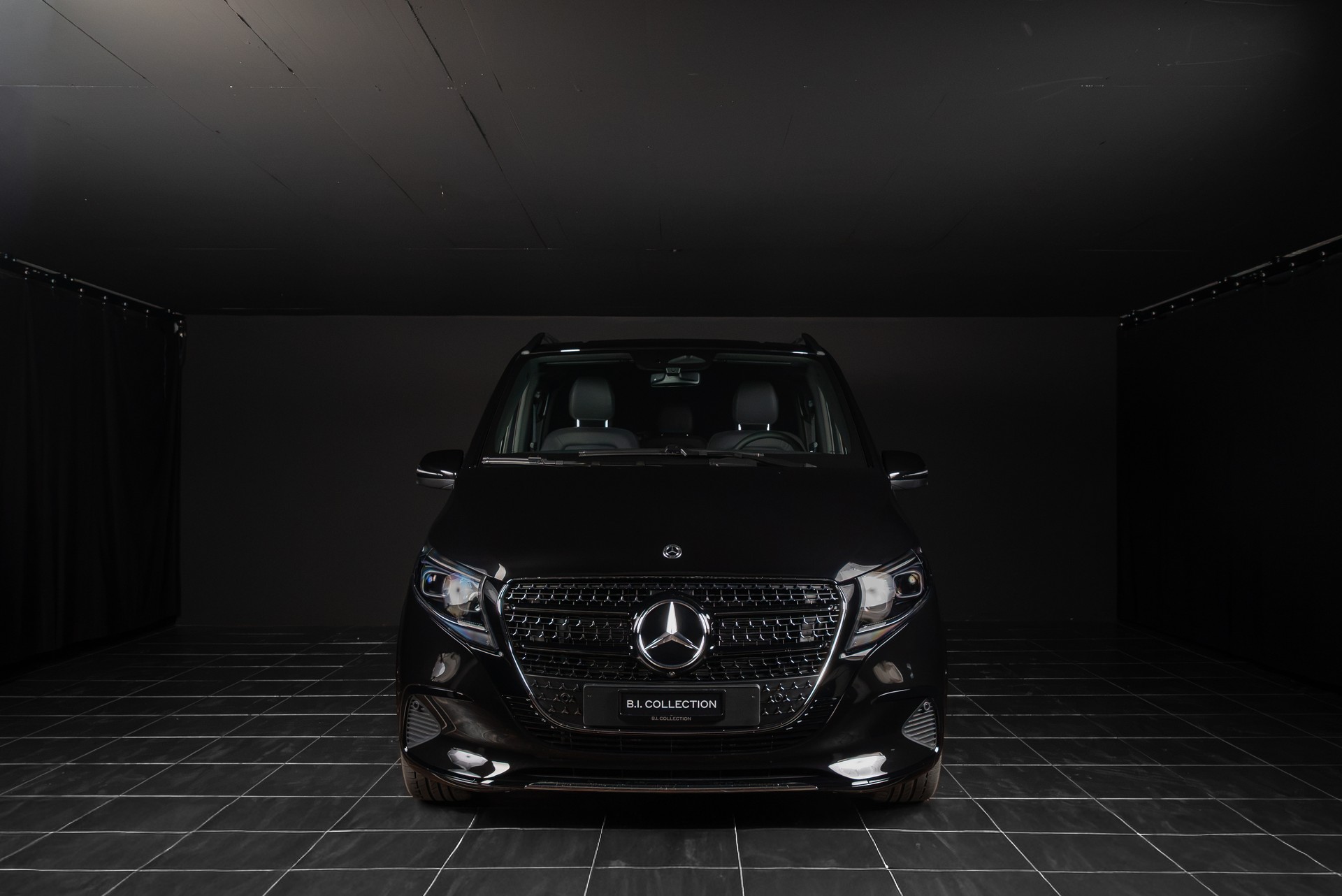 MERCEDES-BENZ V 300 d lang 4Matic Avantgarde 9G-Tronic-image-5