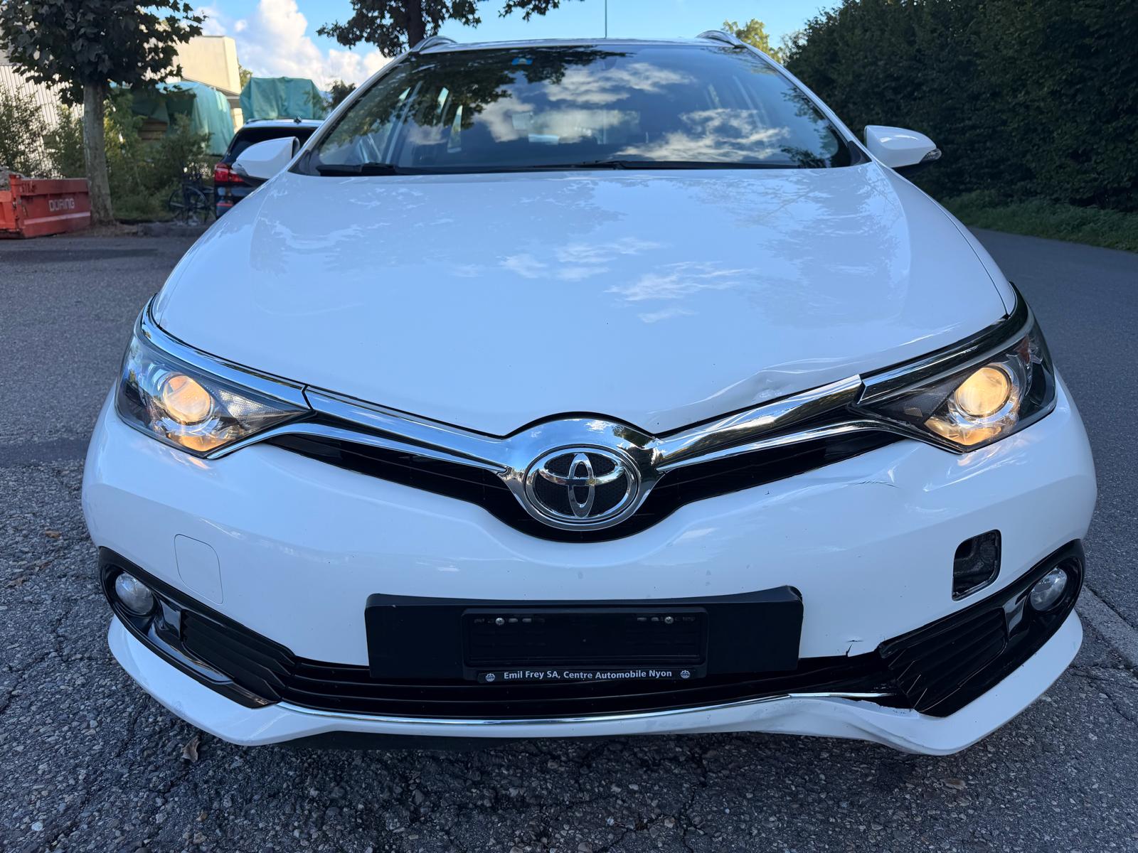TOYOTA Auris Touring Sports 1.2 Turbo Comfort-image-6
