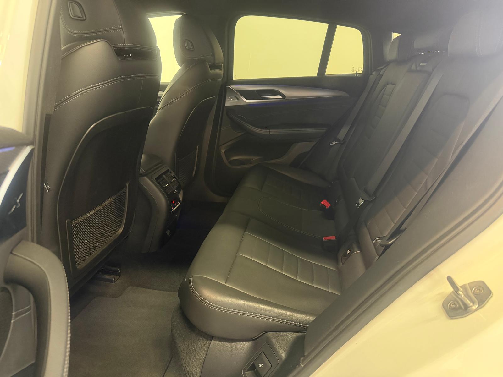 BMW X4 xDrive 20d M Sport Steptronic-image-16