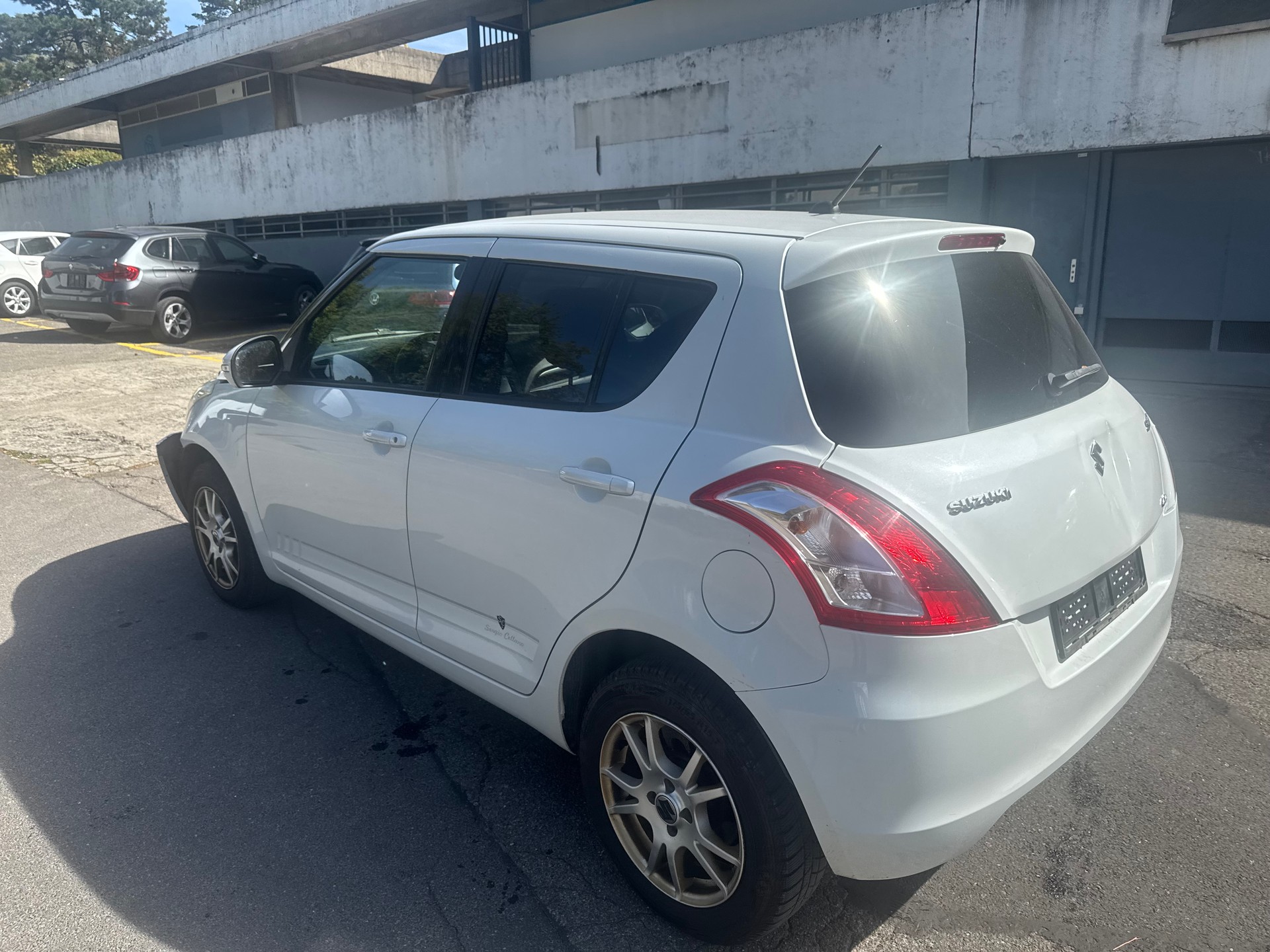 SUZUKI Swift 1.2i 16V Sergio Cellano 4x4-image-3